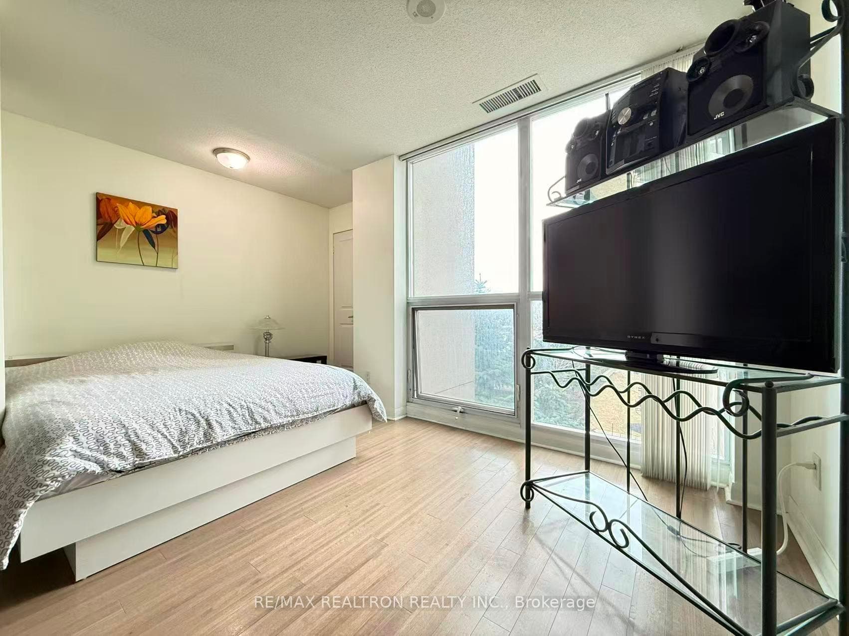235 Sherway Gardens Road Unit 310 photo 11