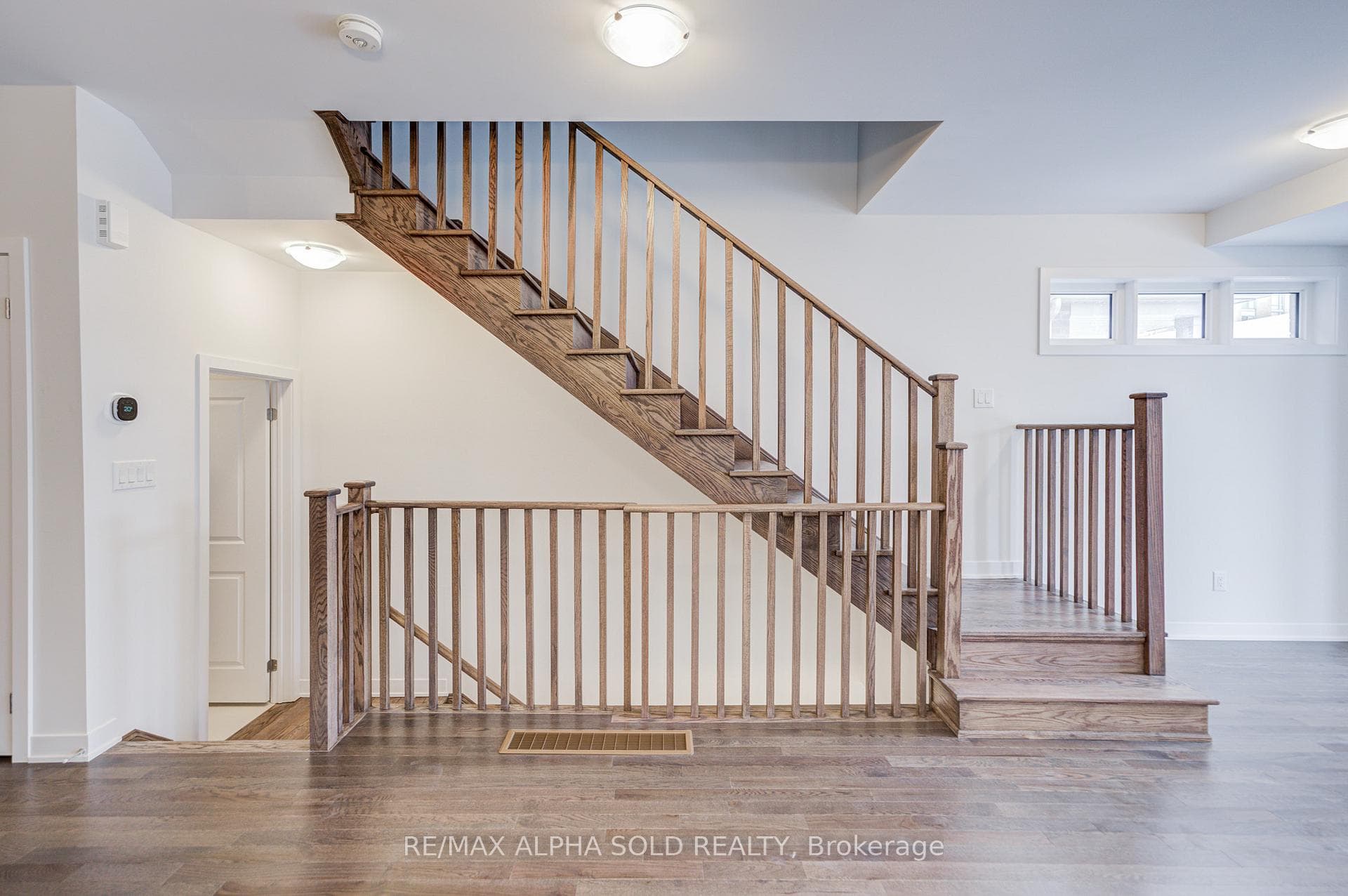 11 John Canning Way photo 7