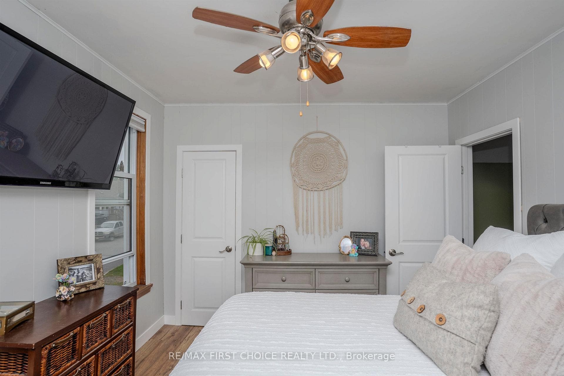 222 Wolseley Street photo 20