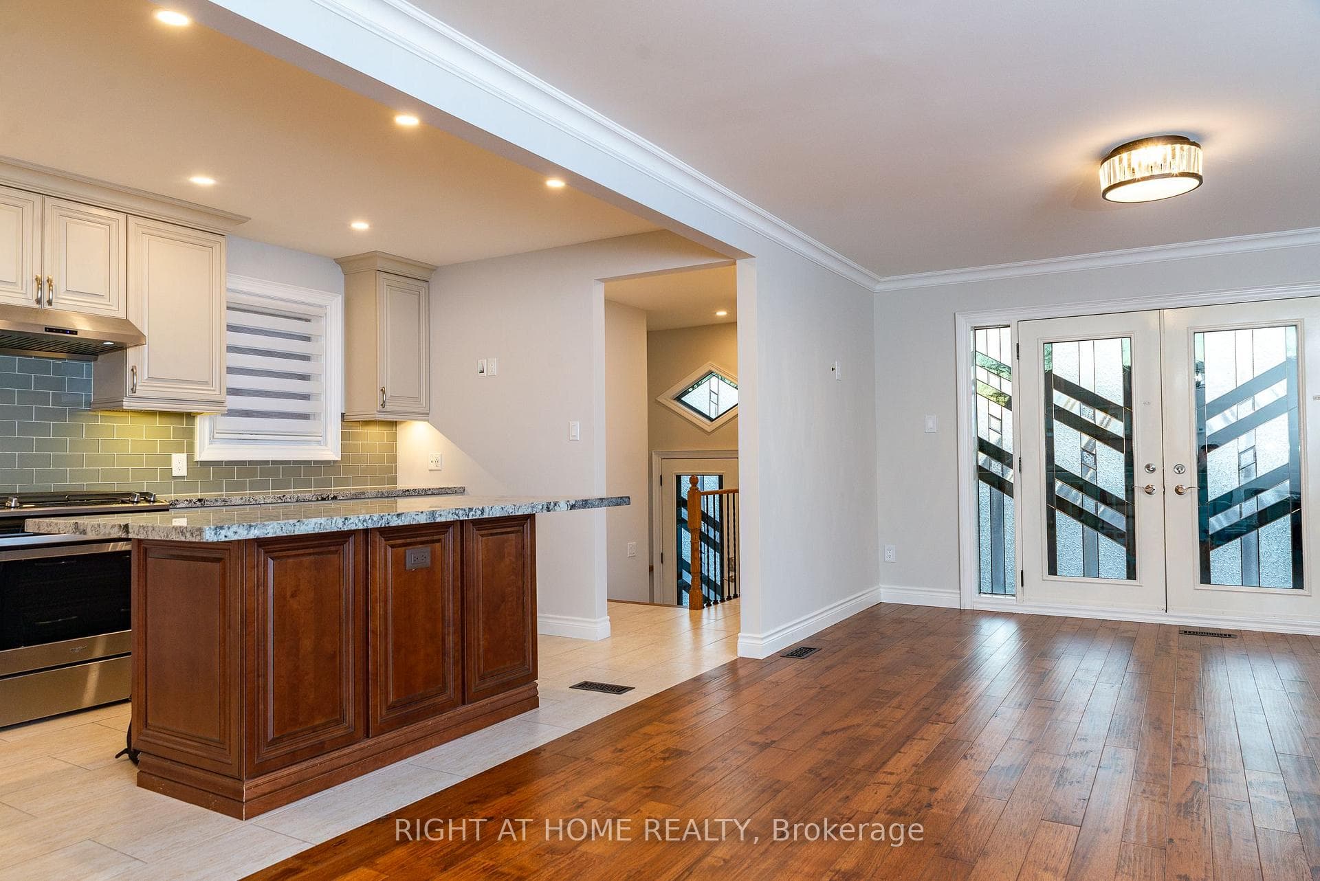 71 Agincourt Road photo 6