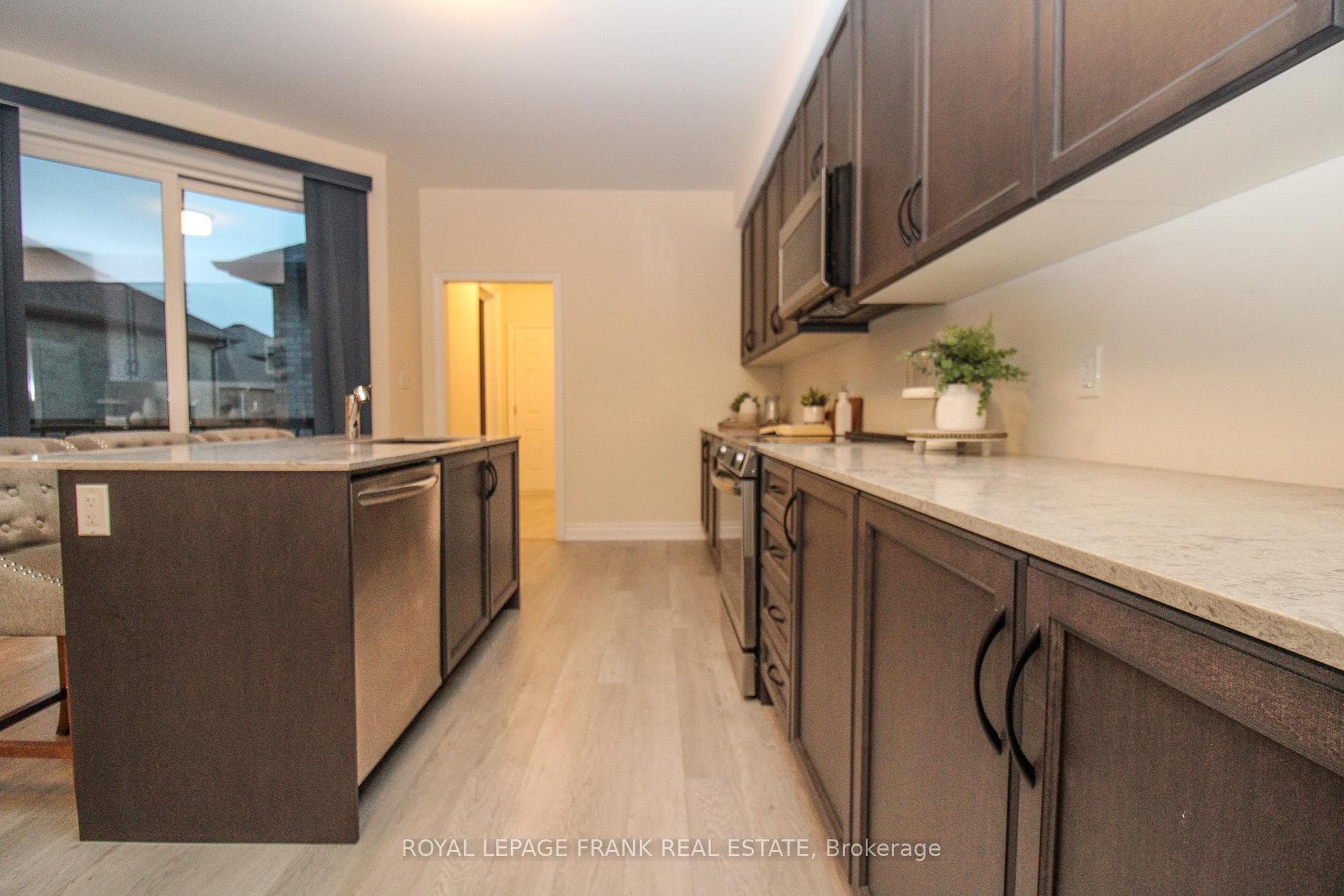 606 Wedlock Lane photo 22
