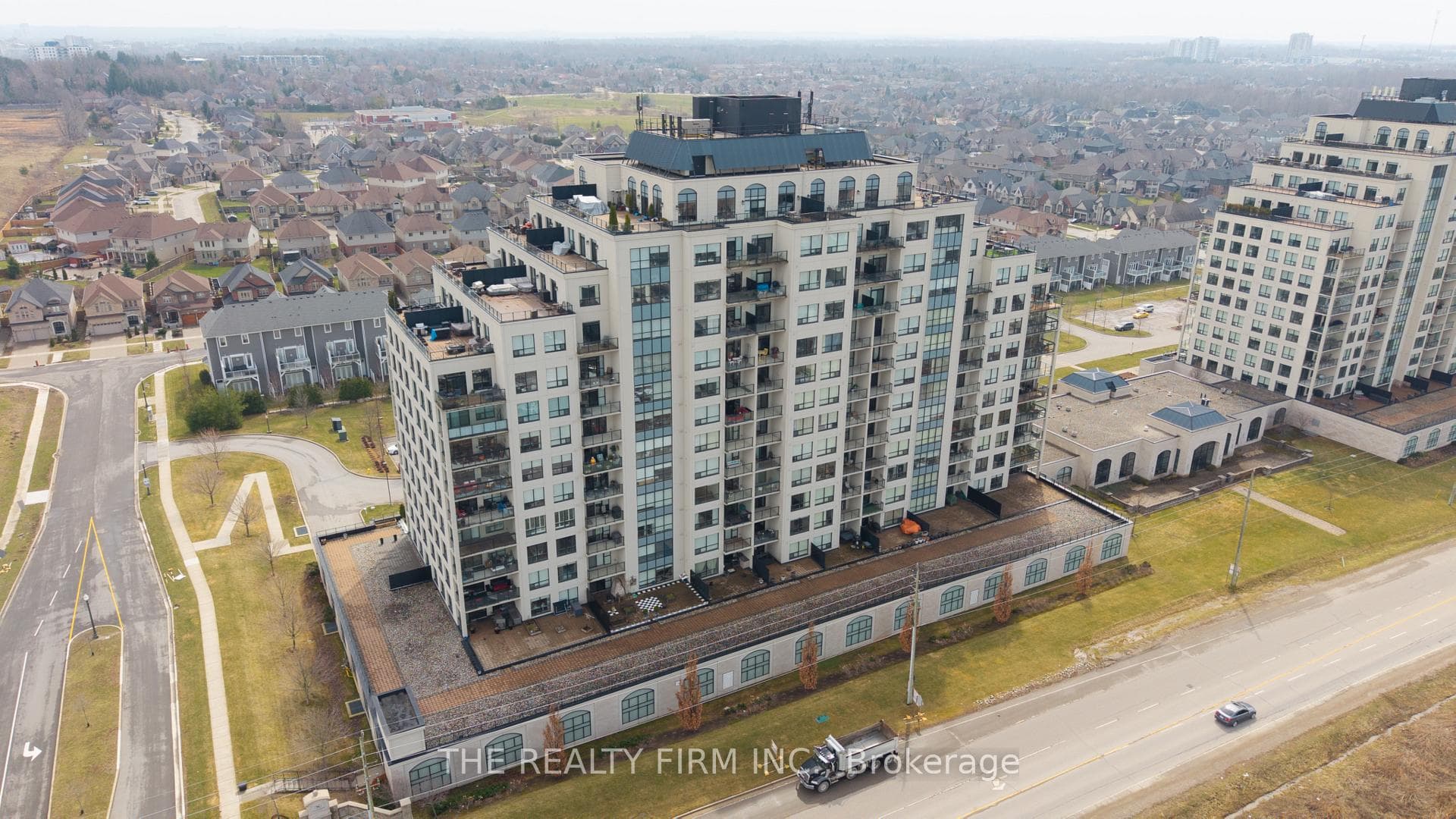 240 Villagewalk Boulevard Unit 1011 photo 45