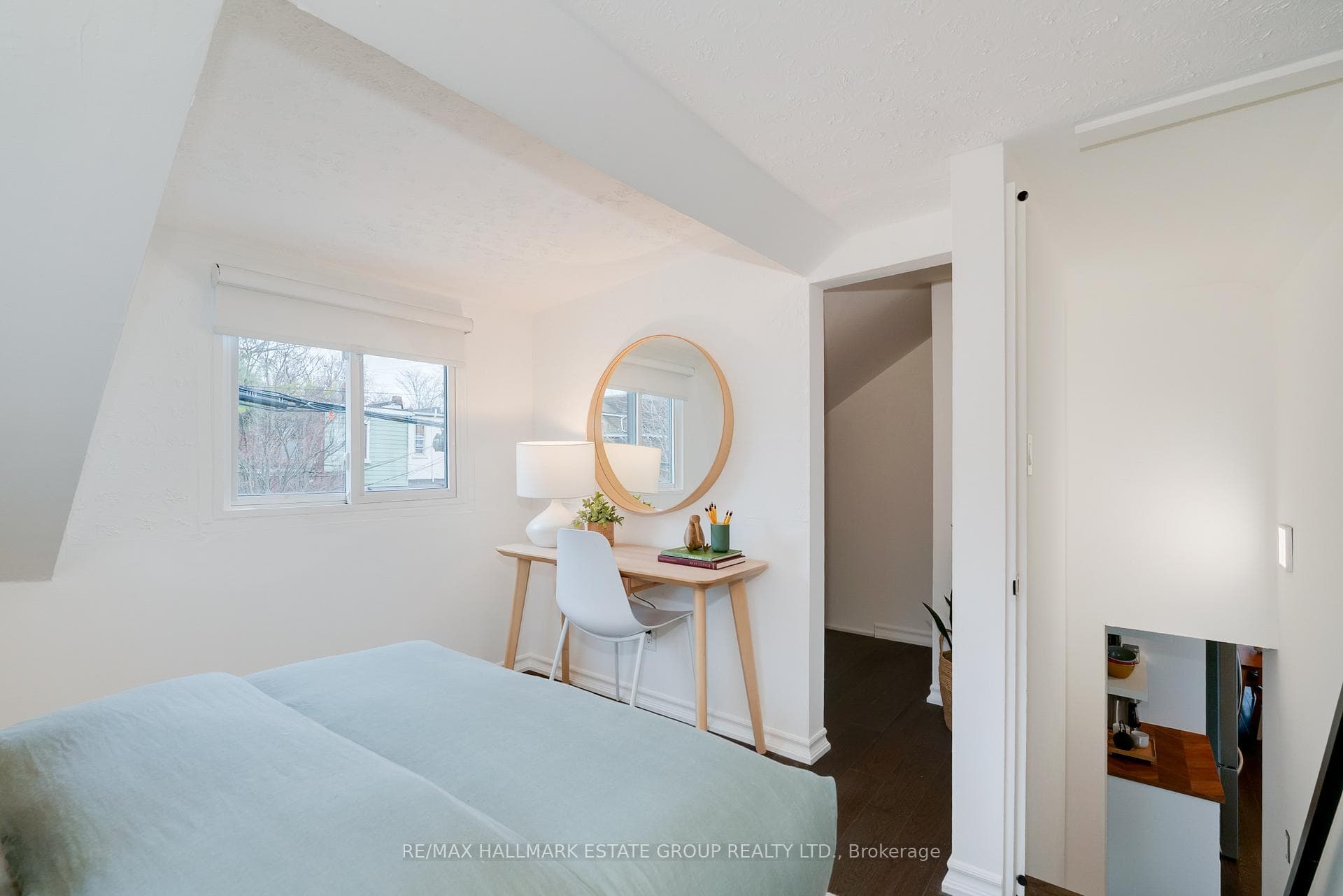 11 Austin Avenue photo 29