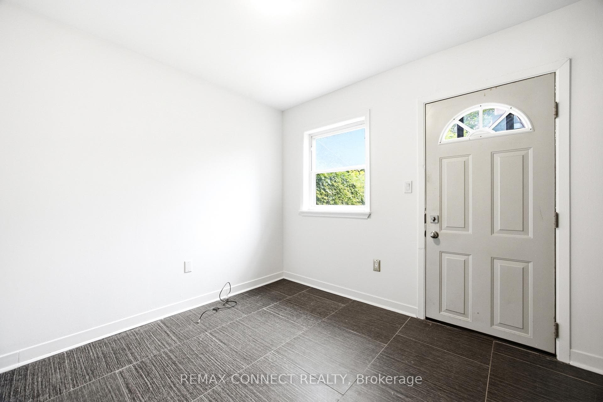 37 Noble Street photo 29