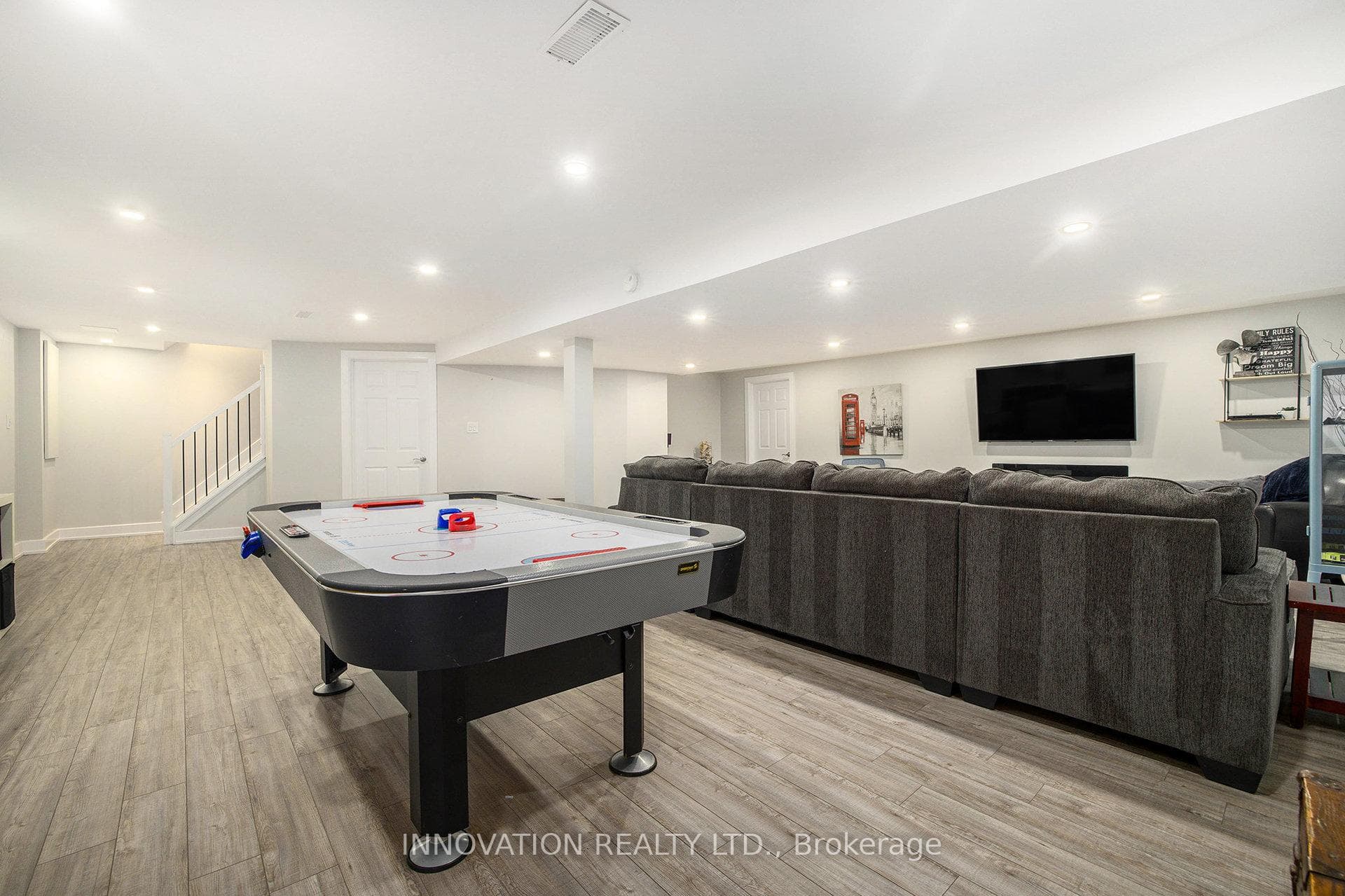 5702 Ferdinand Street photo 22