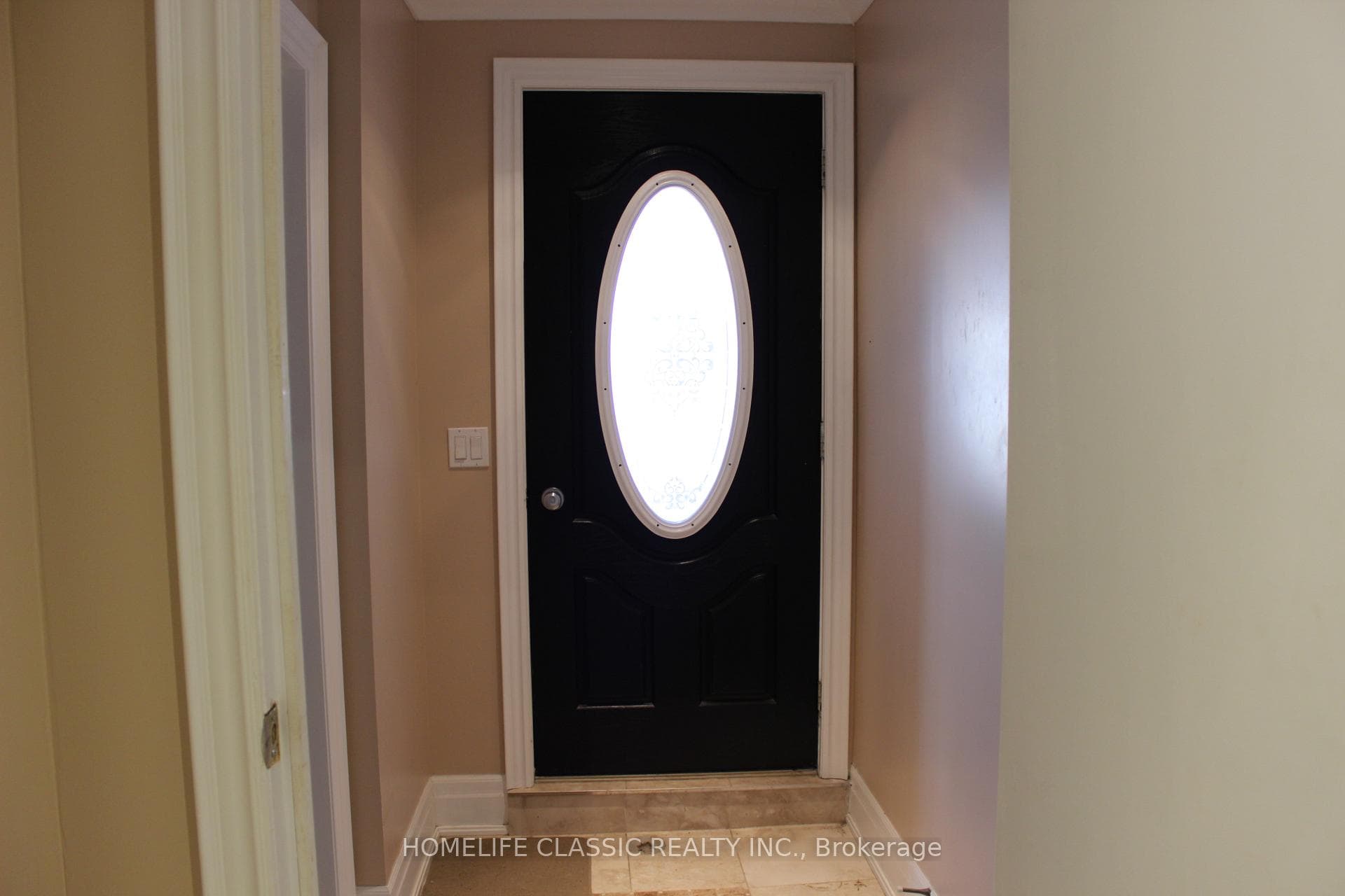 75 Beechwood Avenue Unit Lower photo 2
