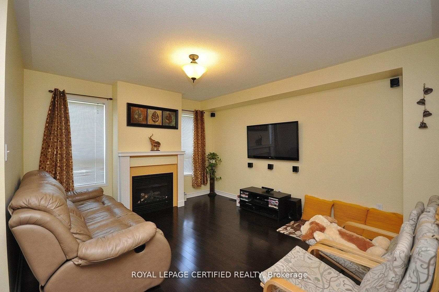 426 Orange Walk Crescent photo 9