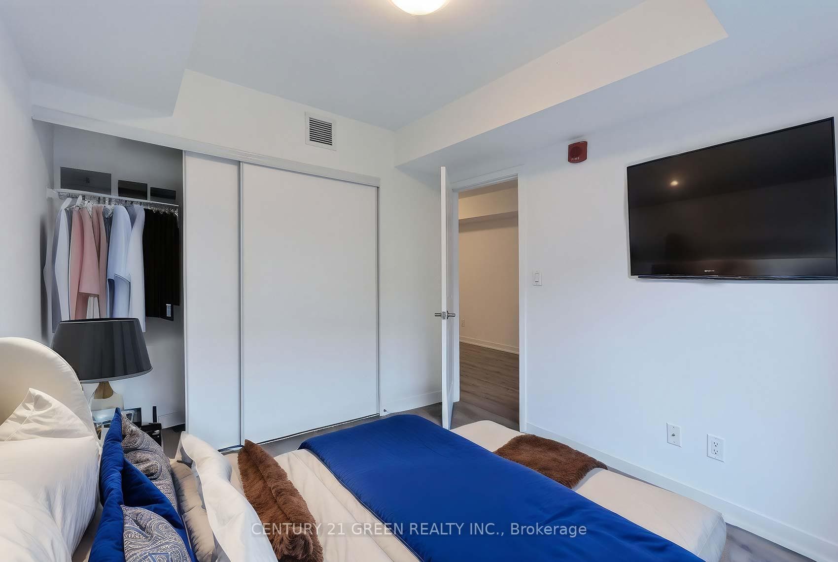 12 Marquette Avenue Unit 4 photo 18