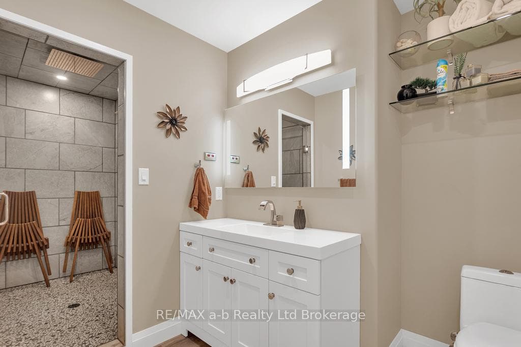 9442 Richmond Road photo 30