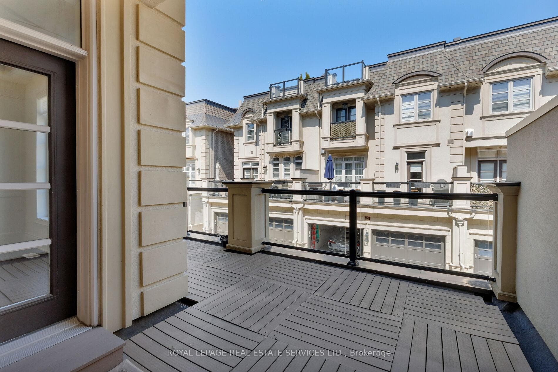 257 Hanover Street photo 14
