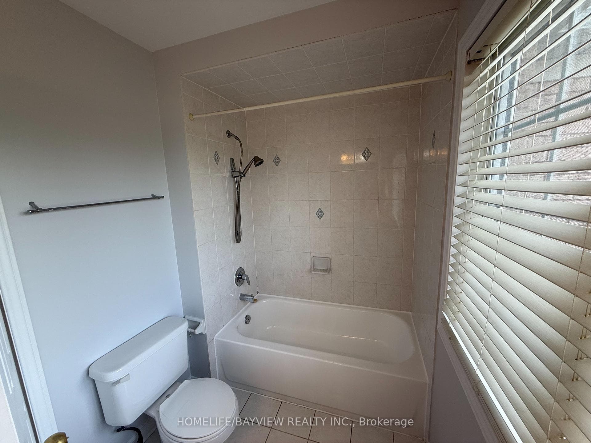 10 Selkirk Drive photo 24