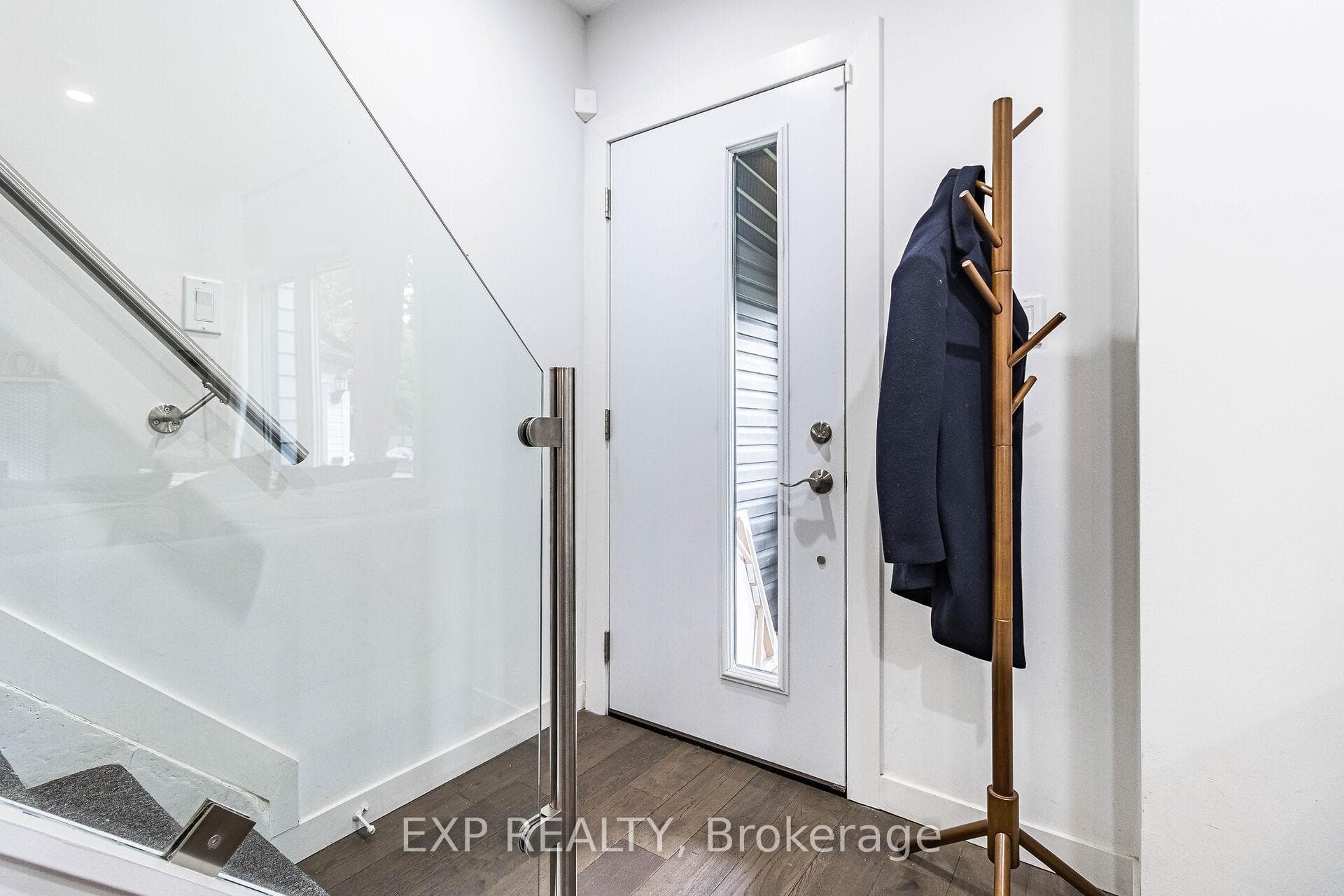 212 Sixth Street photo 12