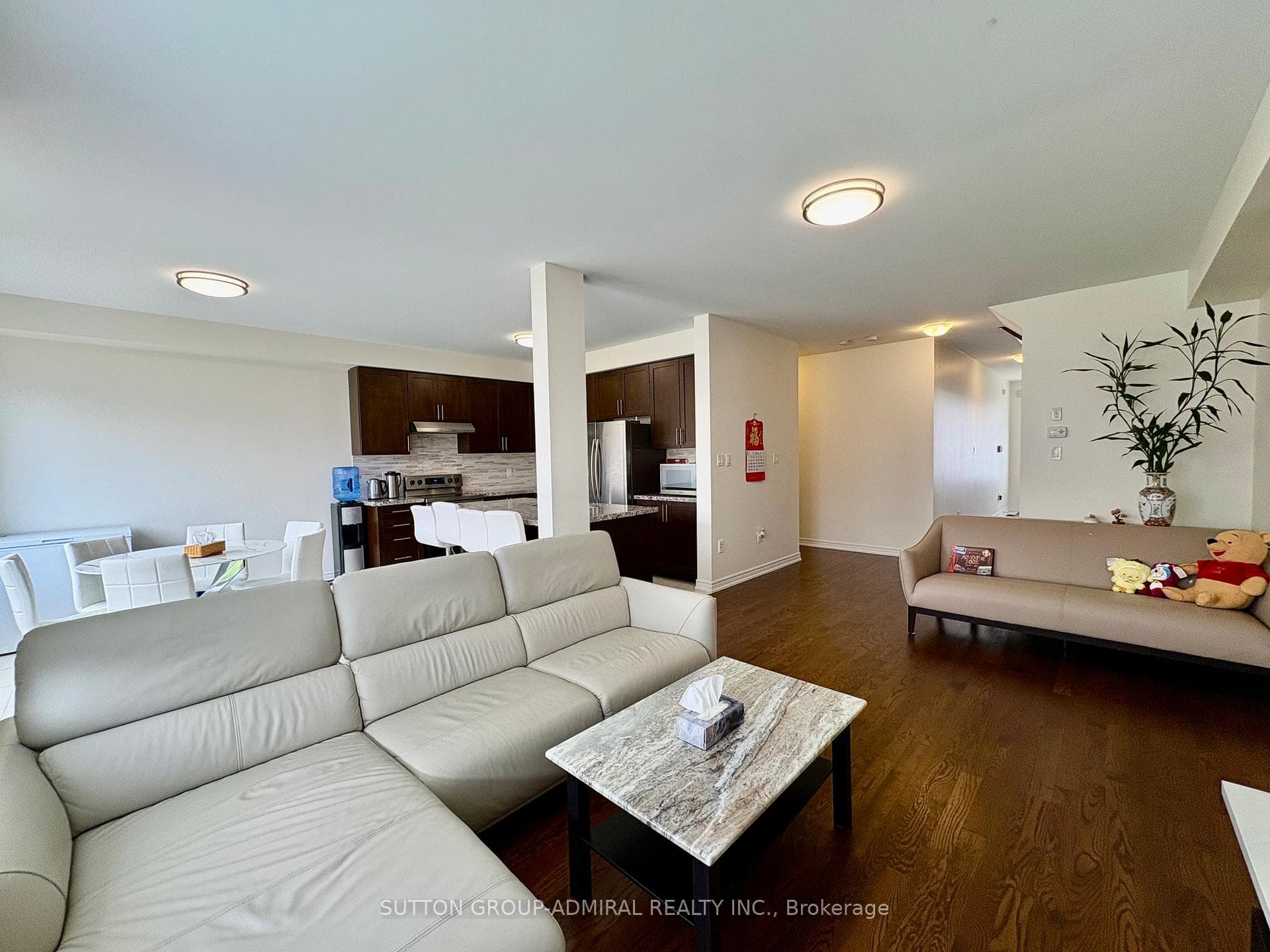 55 Duggan Street photo 7