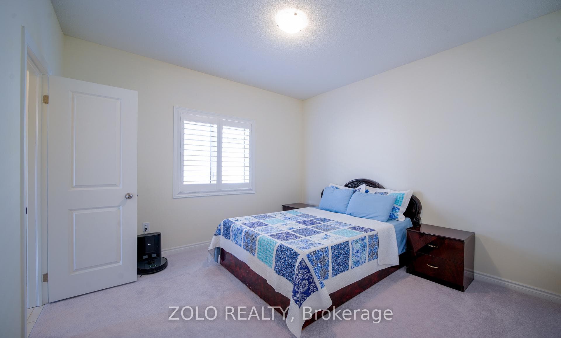 541 Veterans Drive photo 18
