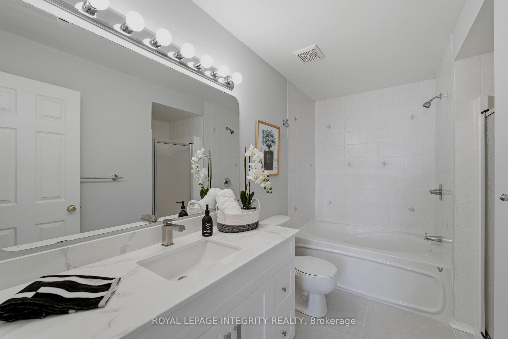 160 DEERCROFT Avenue photo 19
