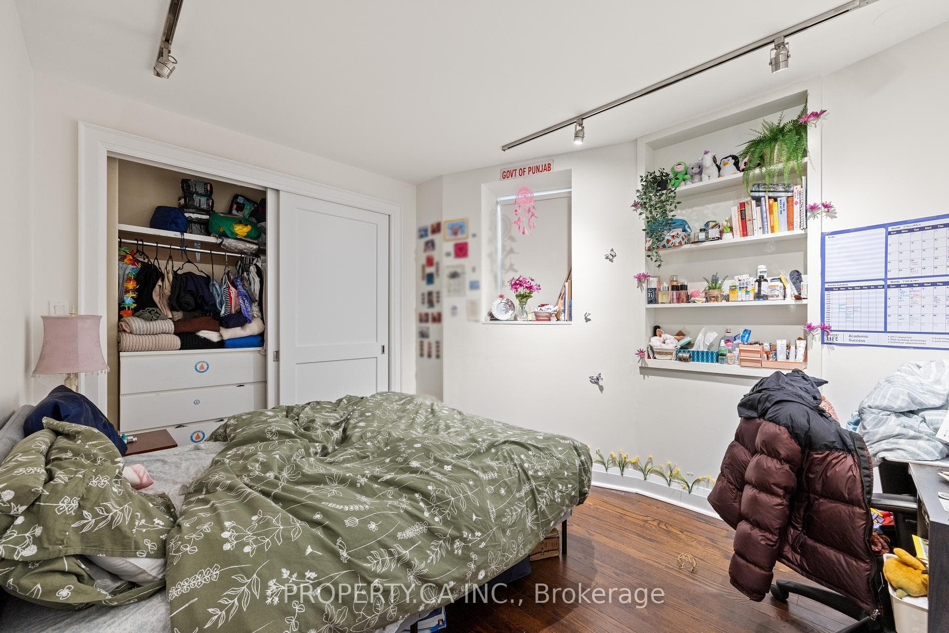 423 Palmerston Boulevard Unit #Main photo 23
