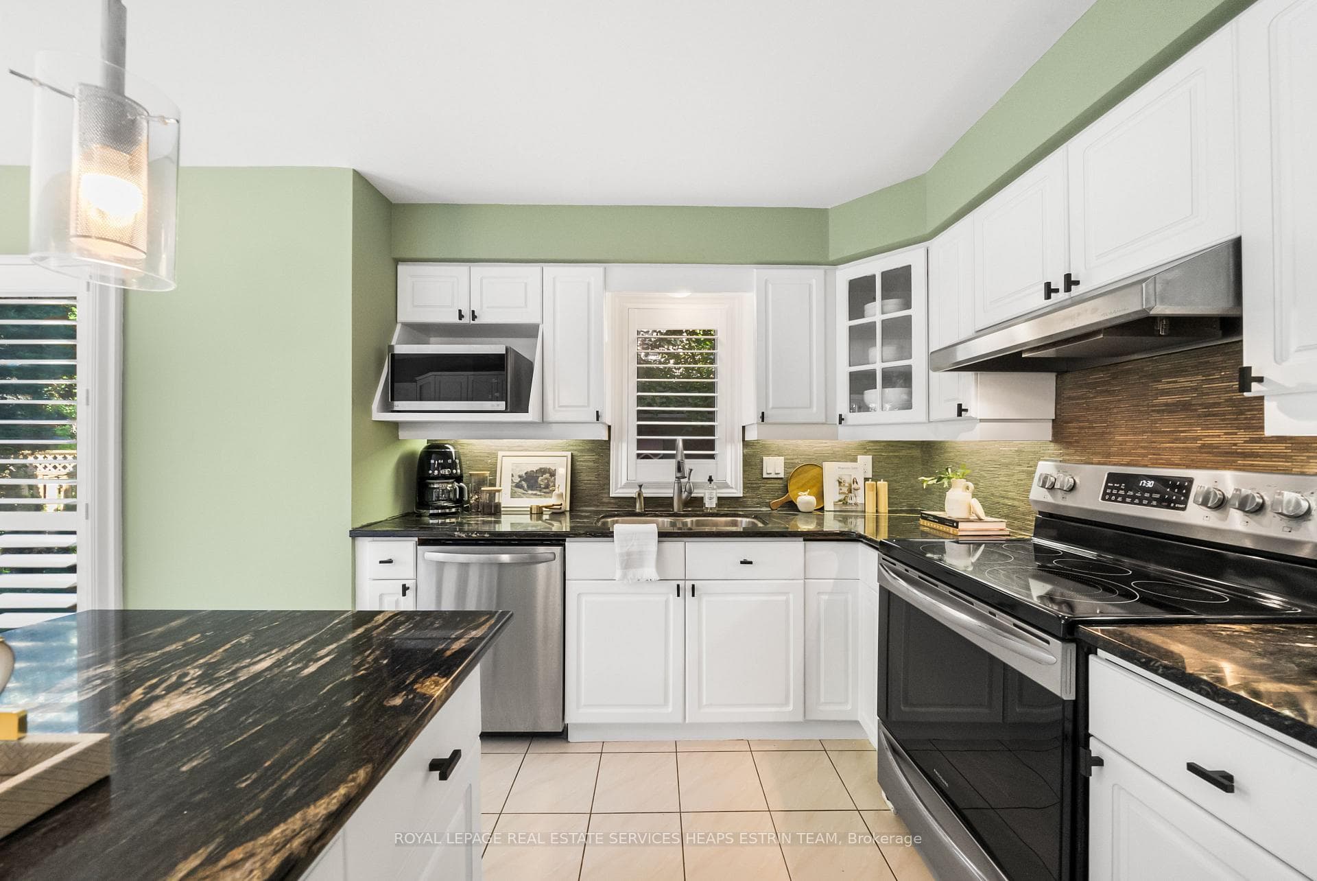 122 Sunnyside Drive photo 15