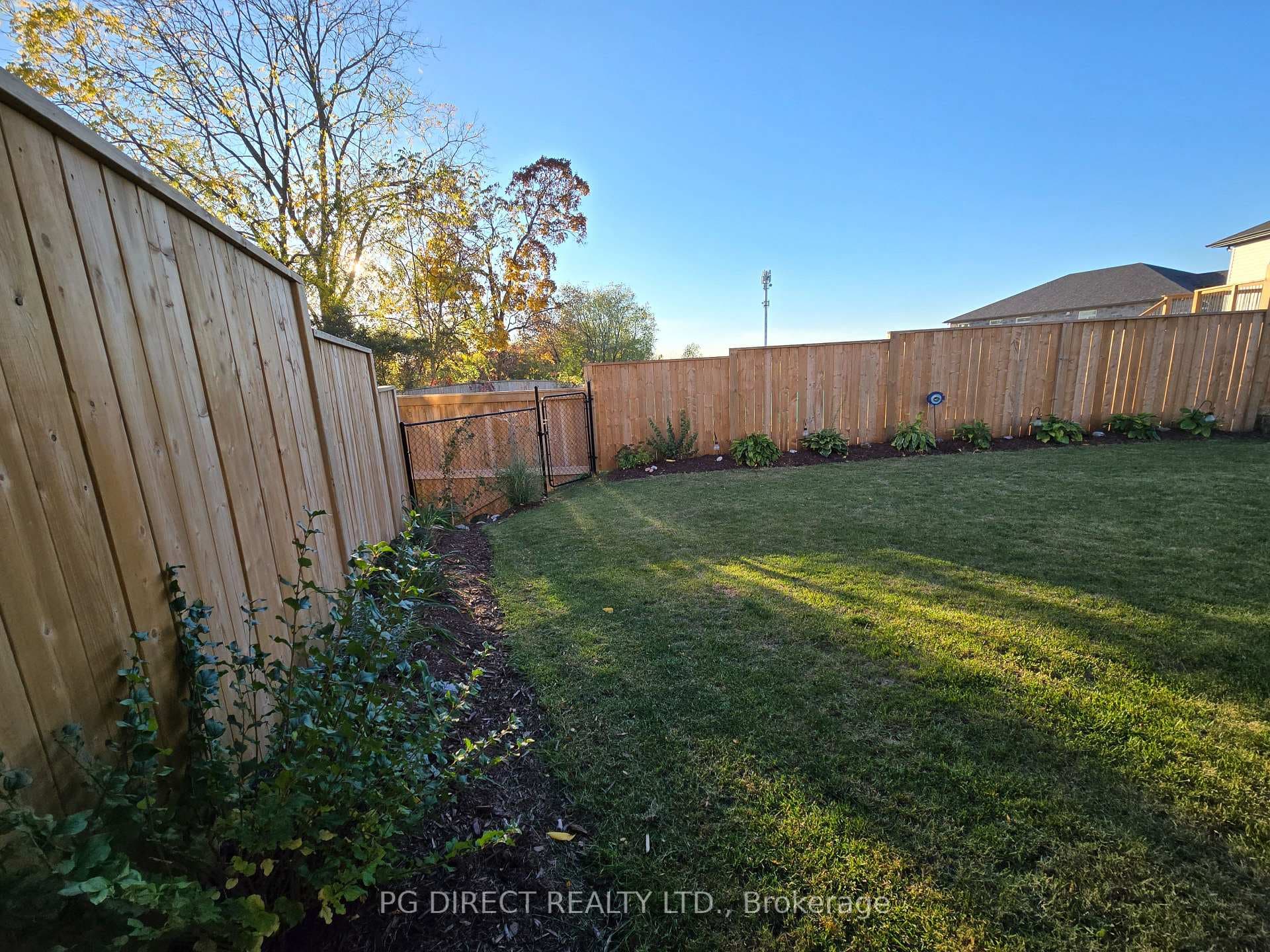955 Blossom Street photo 20