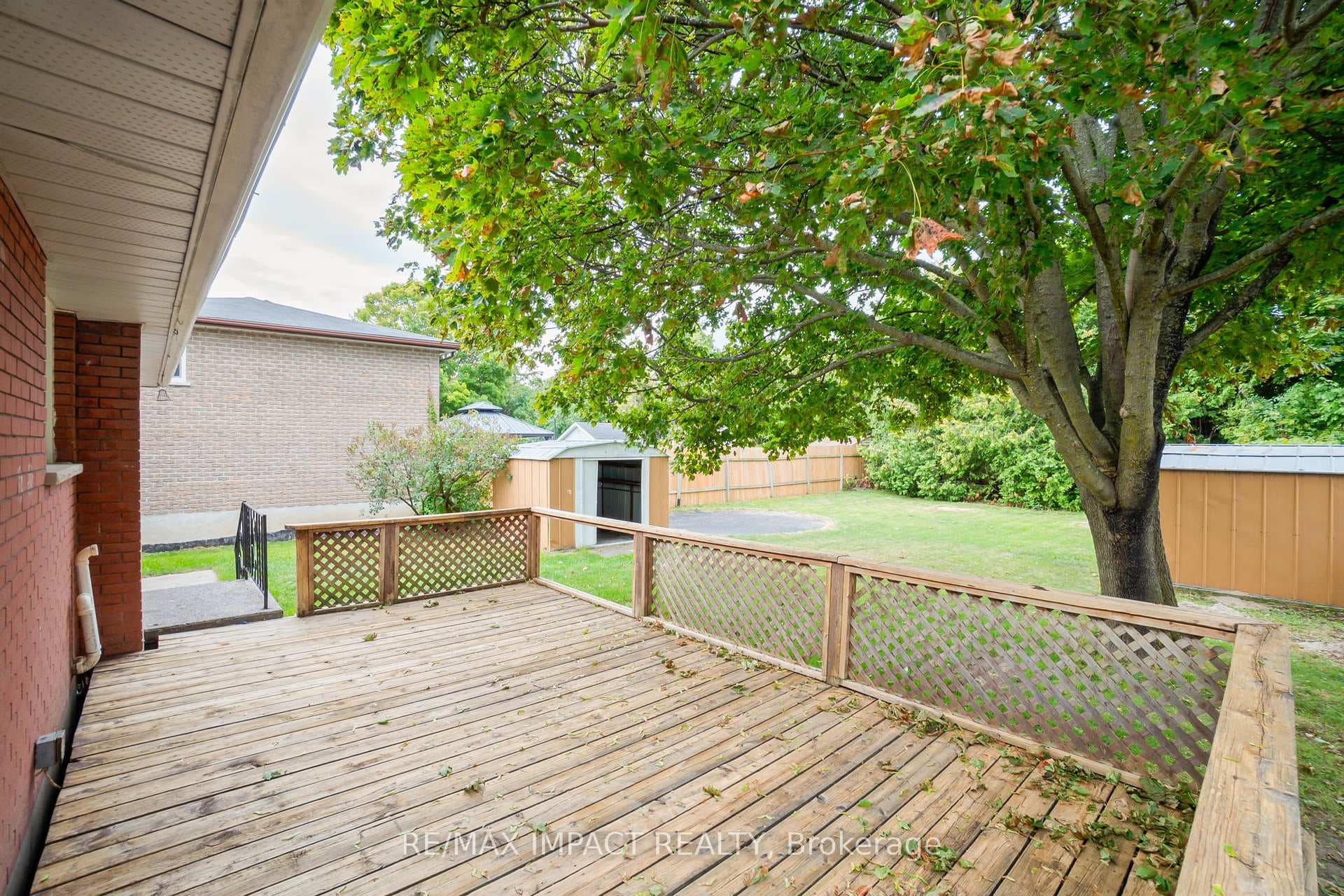 447 Campbell Street photo 6