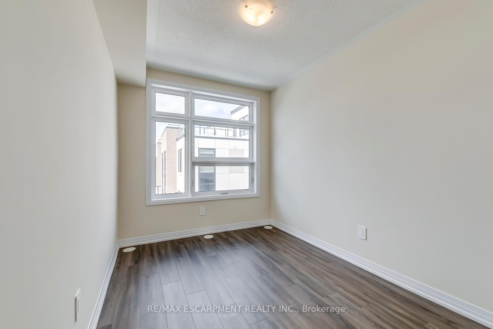 1581 Rose Way Unit 111 photo 18