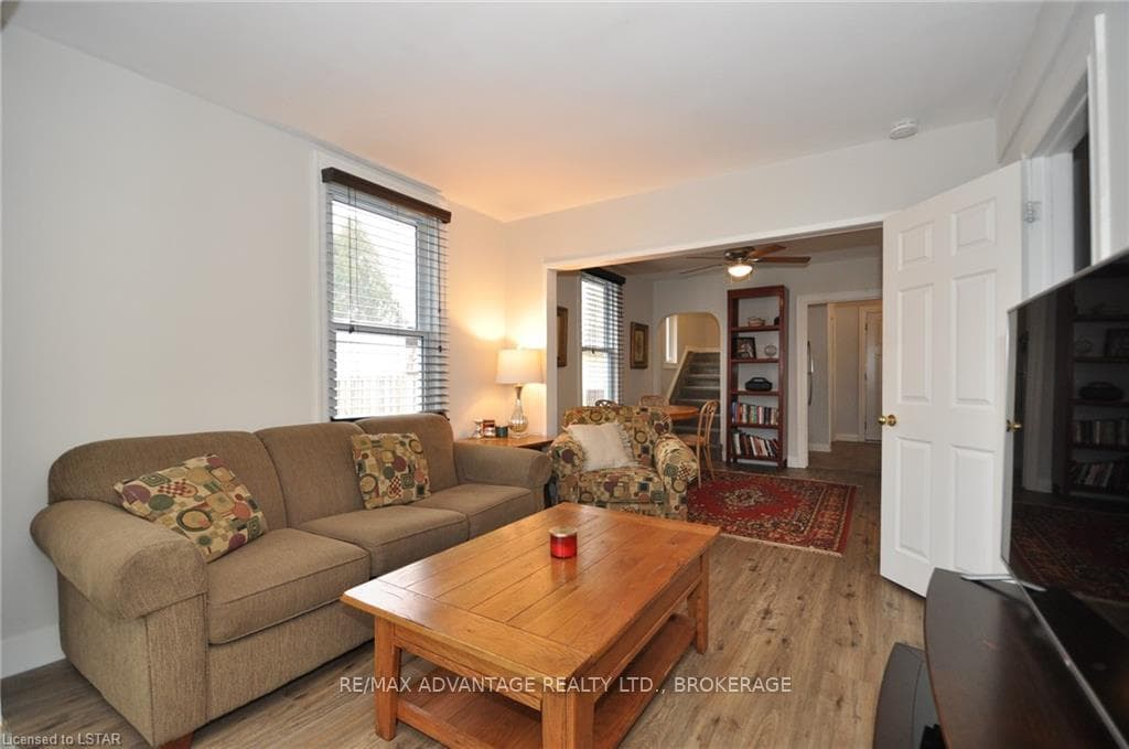 29 APPEL Street photo 7