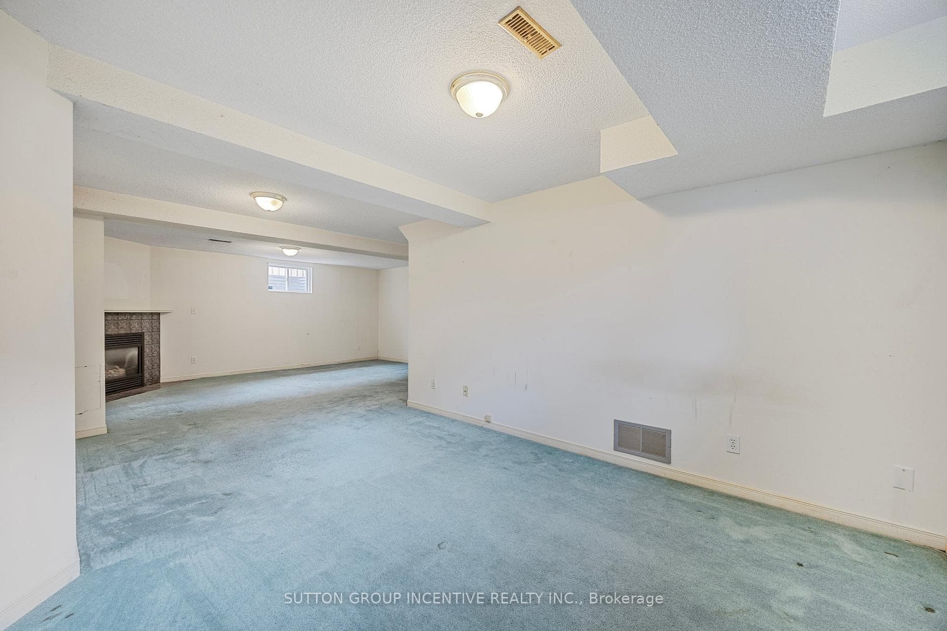 169 Livingstone Street photo 38
