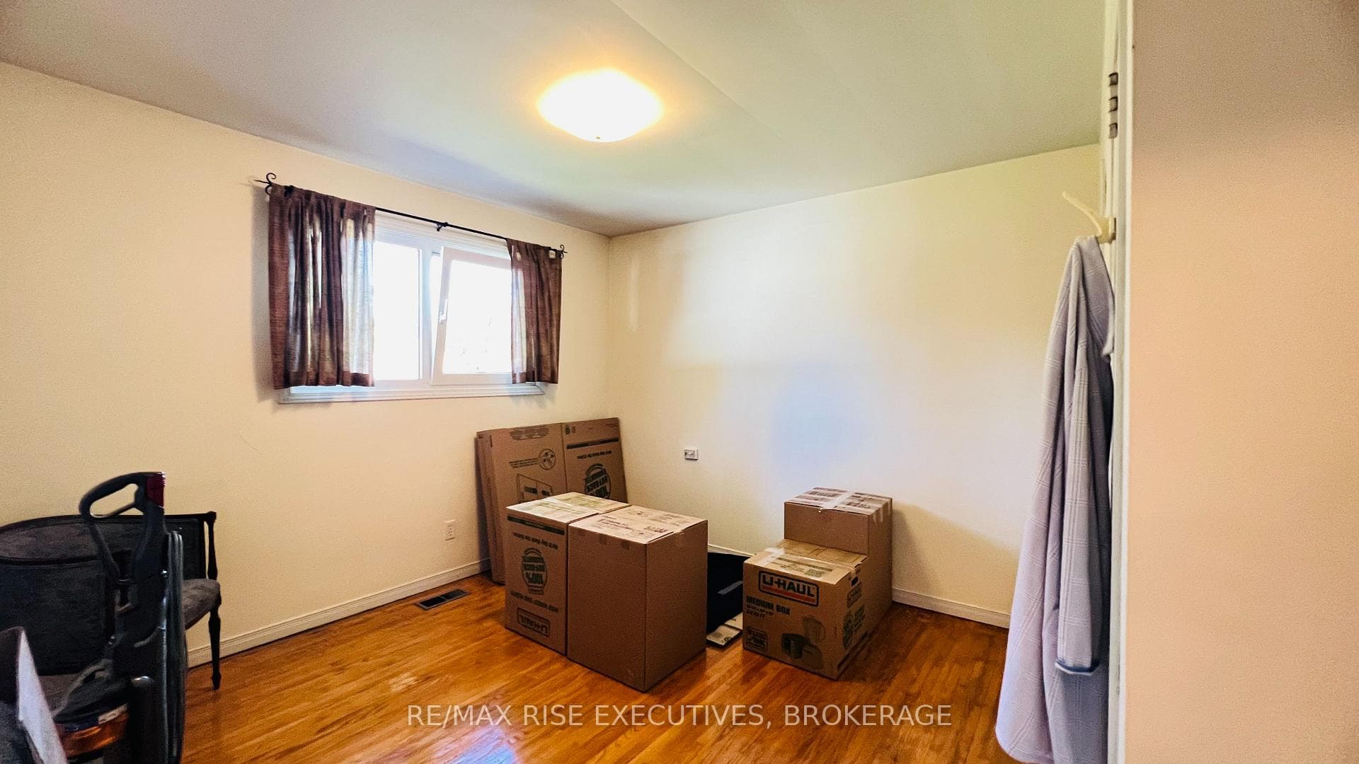 61 Conacher Drive photo 22