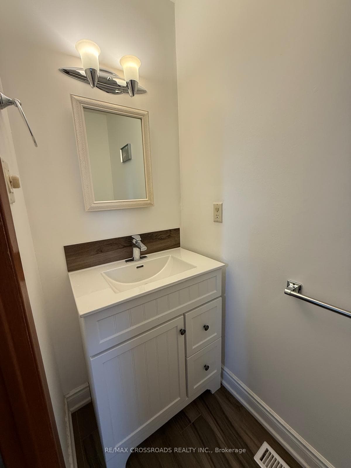57 Sir Constantine Drive photo 14