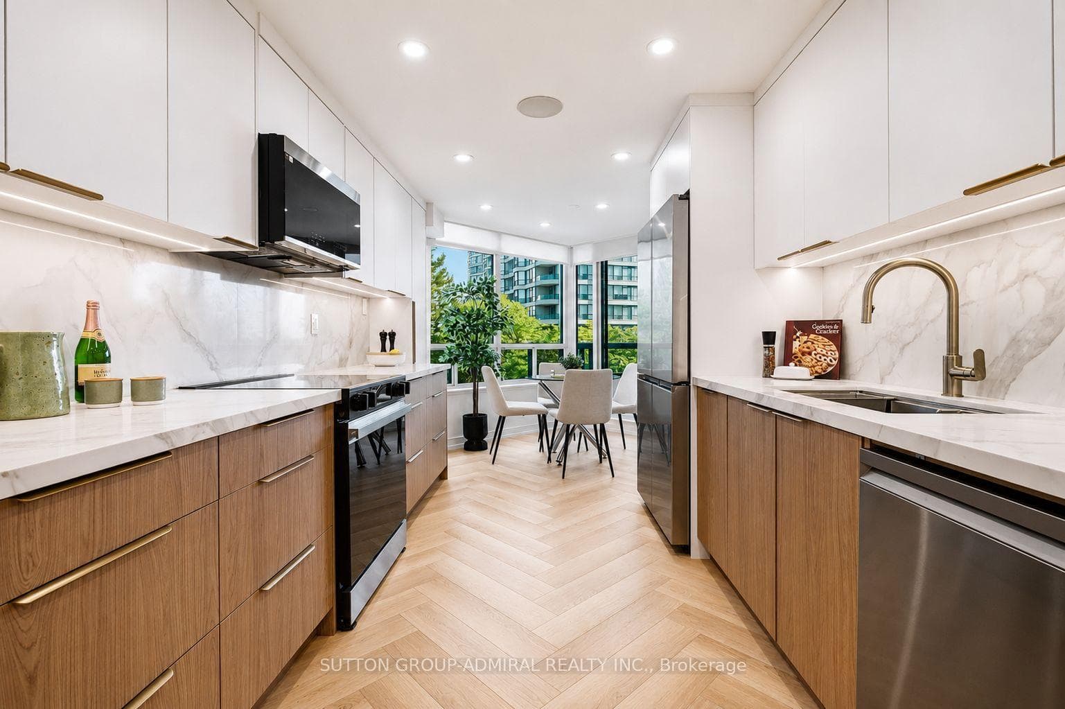 7250 Yonge Street Unit 311 photo 6