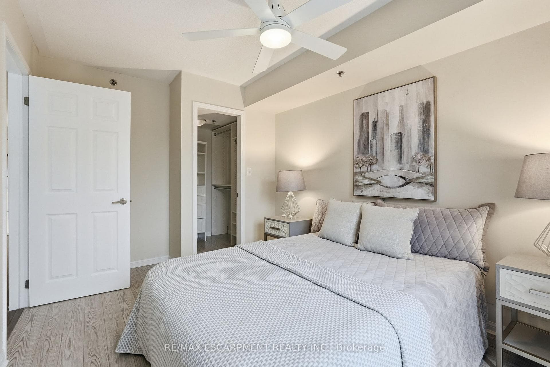 3060 Rotary Way Unit 226 photo 23