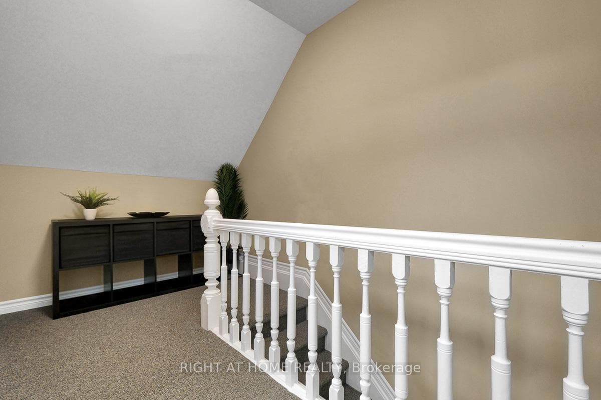 3698 Carp Road photo 17