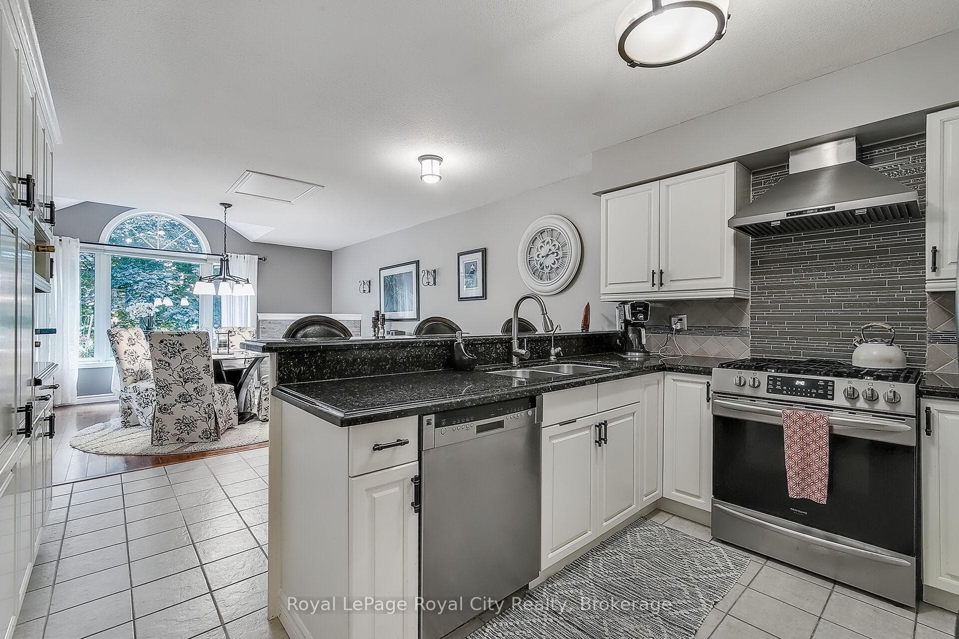 1550 Gordon Street Unit 34 photo 11
