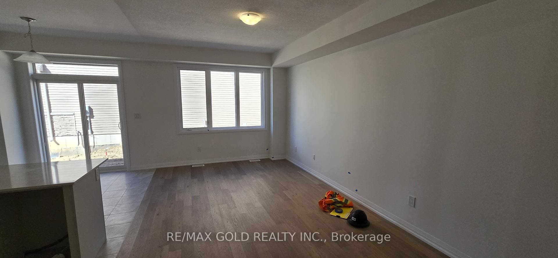 30 Riley Park Drive photo 9