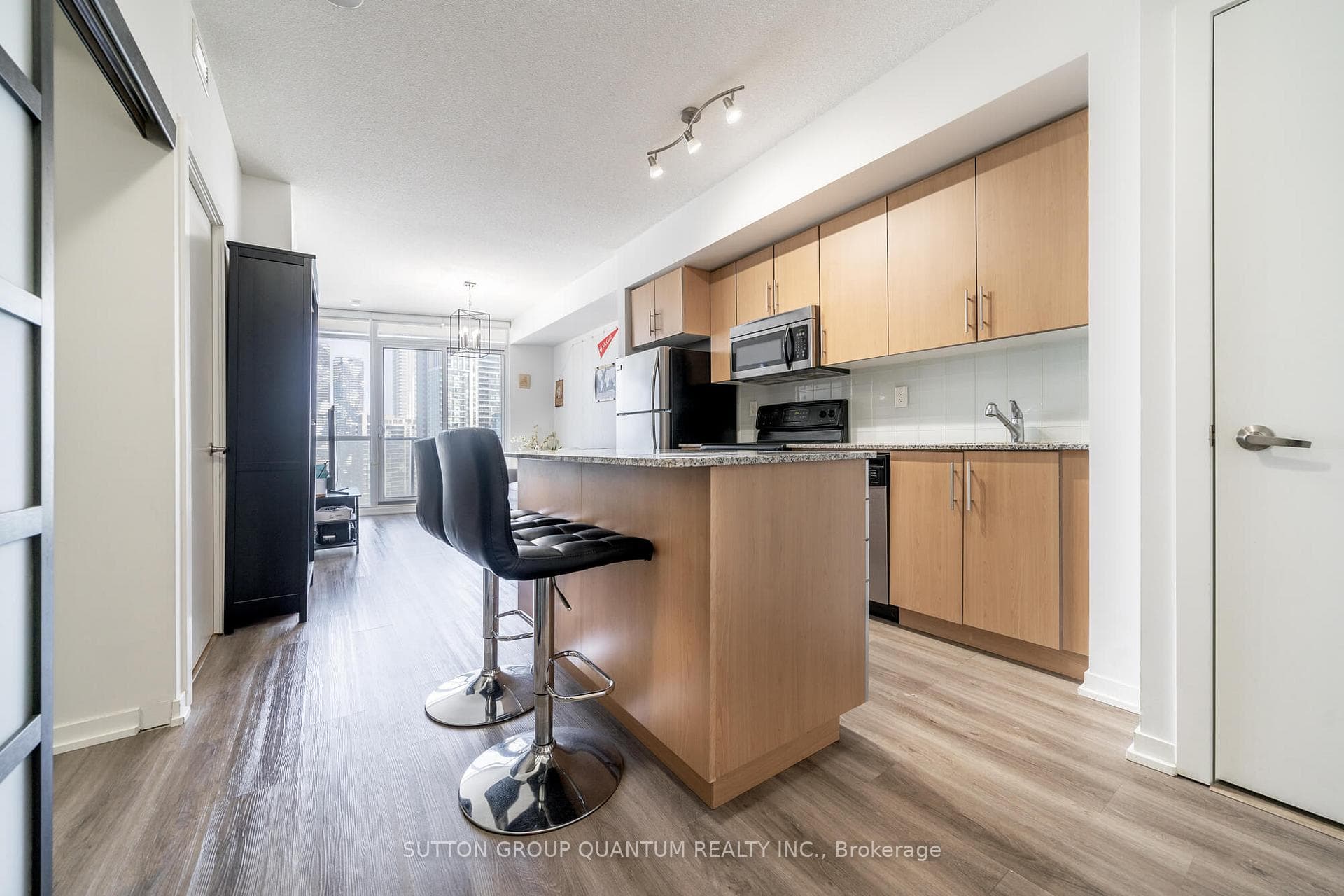 65 Bremner Boulevard Unit 3209 photo 3