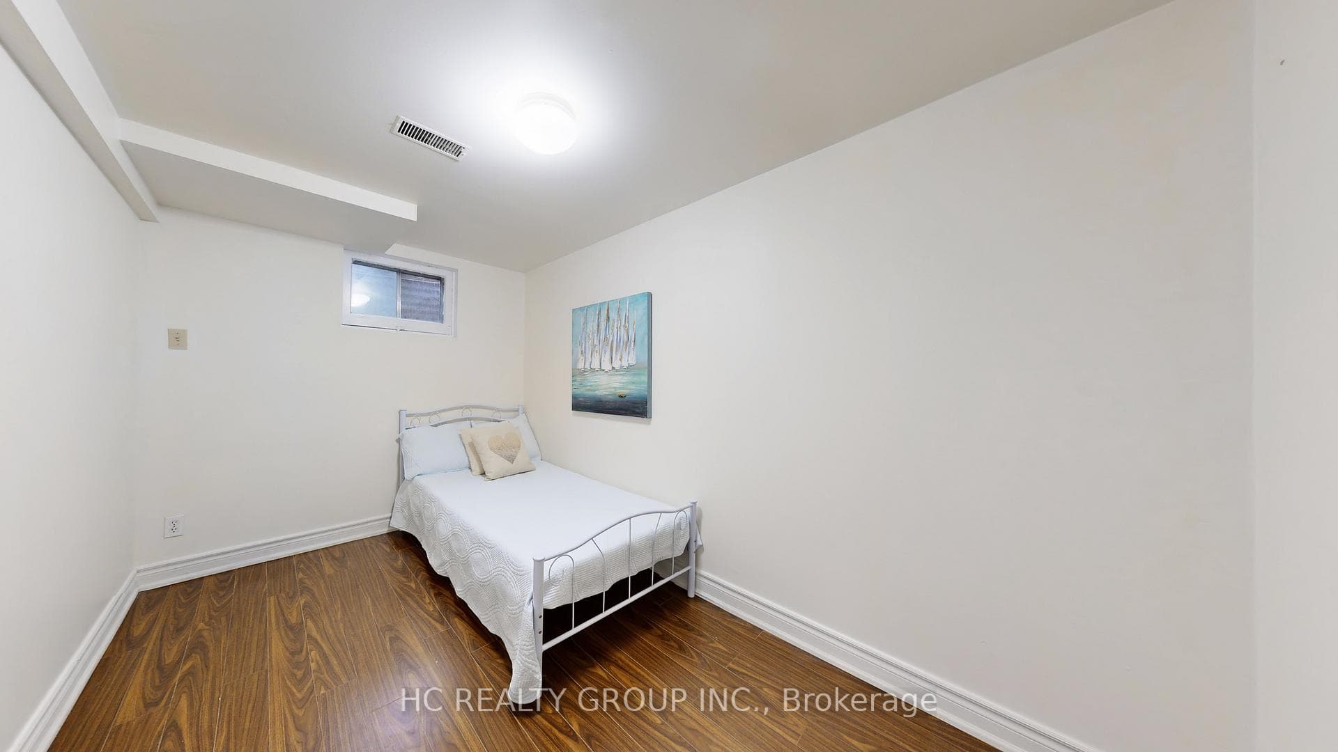 144 Silver Springs Boulevard photo 32