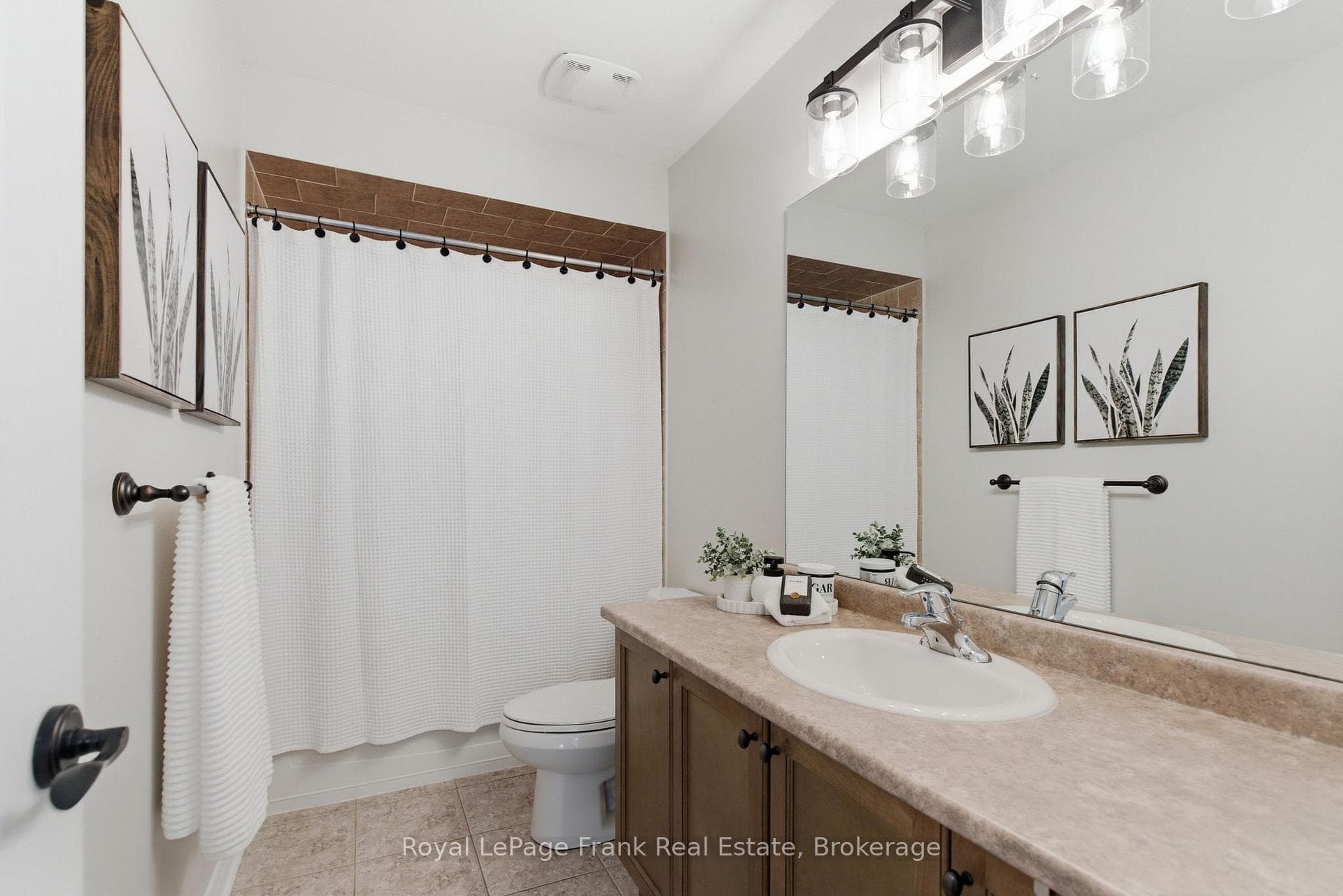 170 Harbourside Drive photo 24