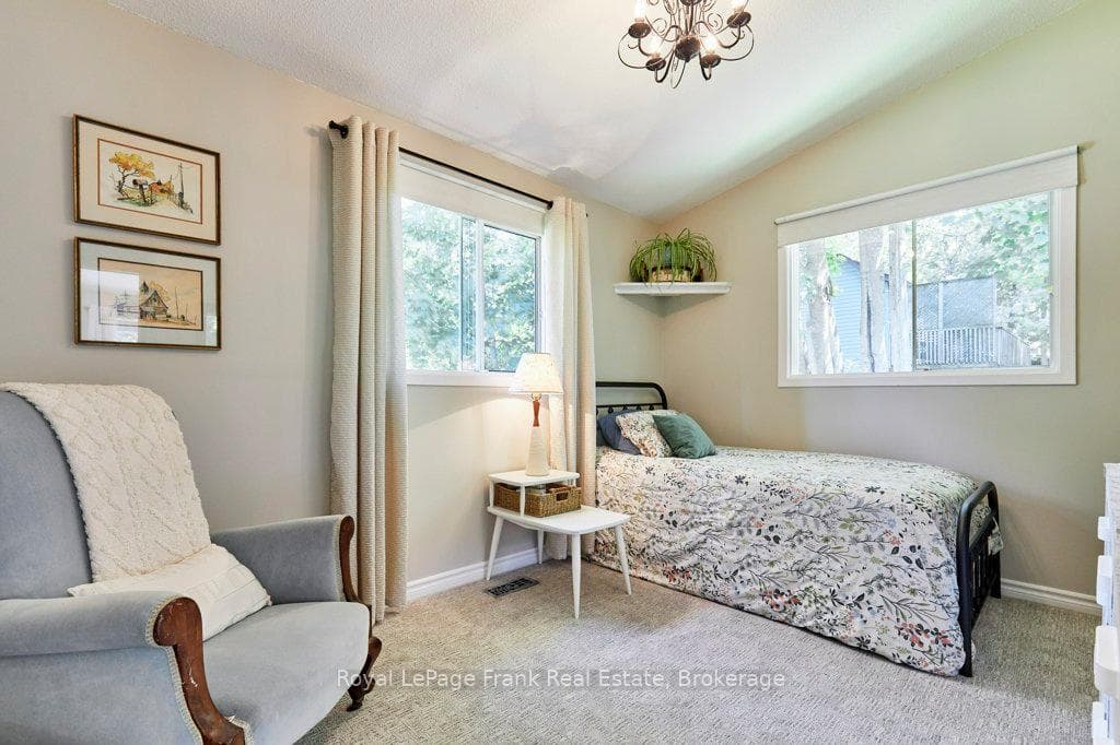 156 Acton Road photo 24