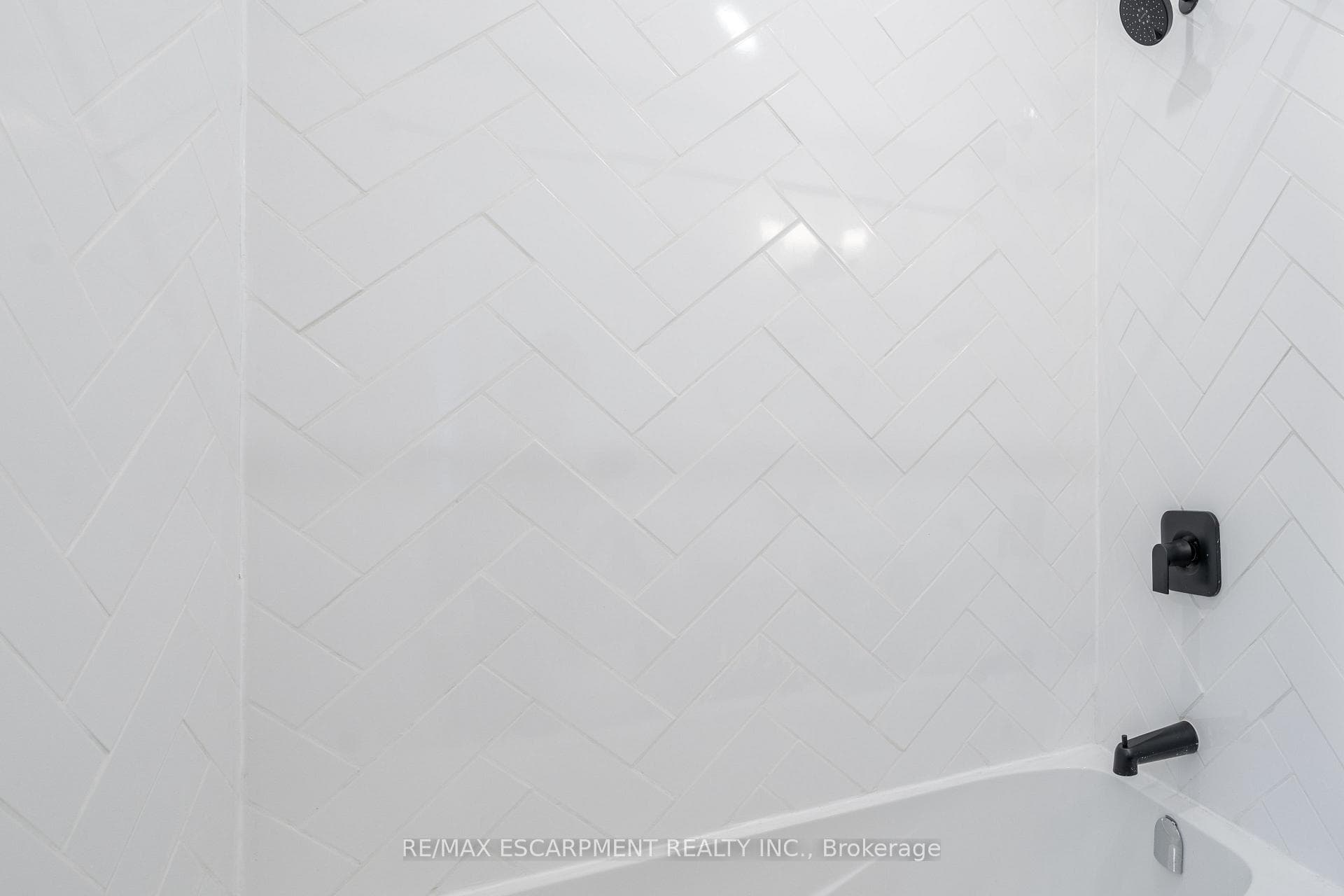 204 Balsam Avenue photo 14