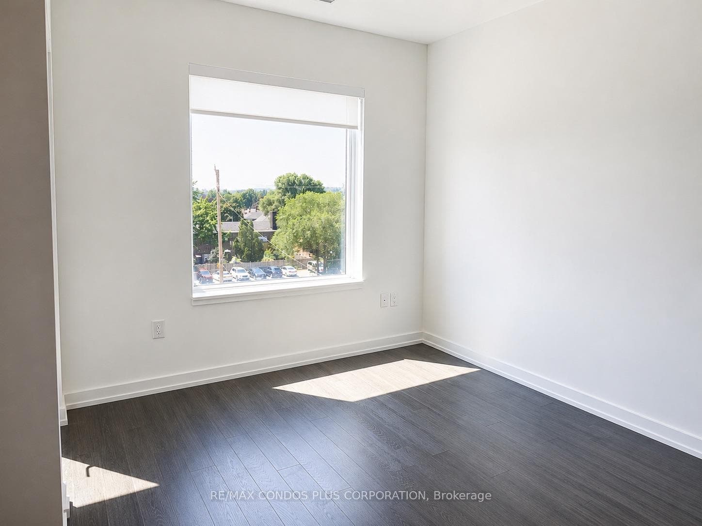 4010 Eglinton Avenue Unit 424 photo 4