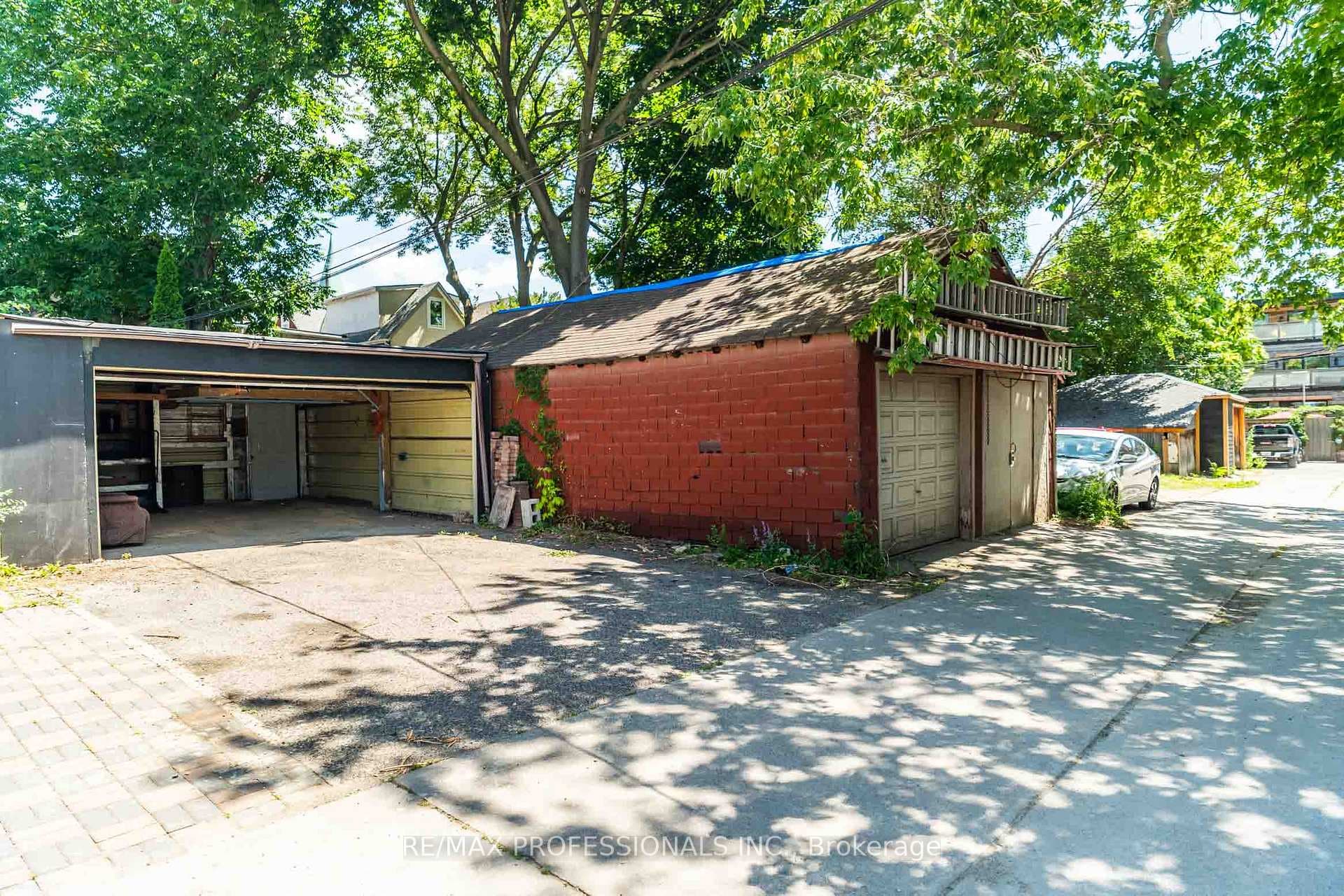 358 Pacific Avenue photo 28