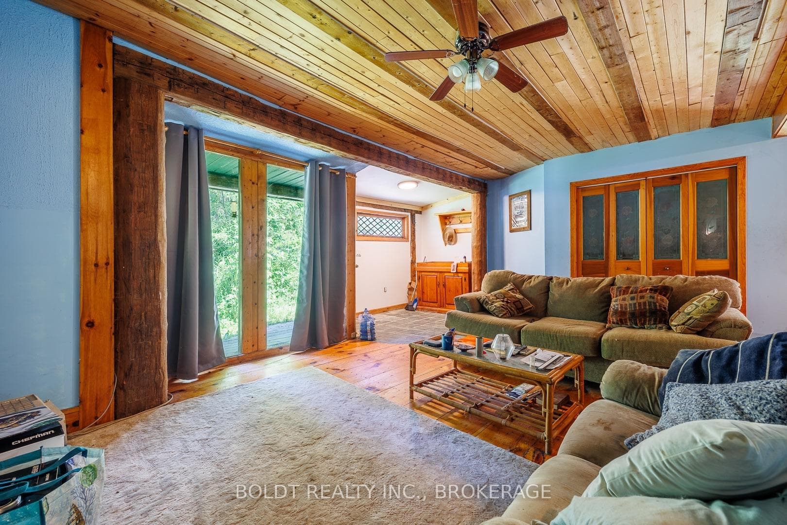 10569 Maplewood Drive photo 5
