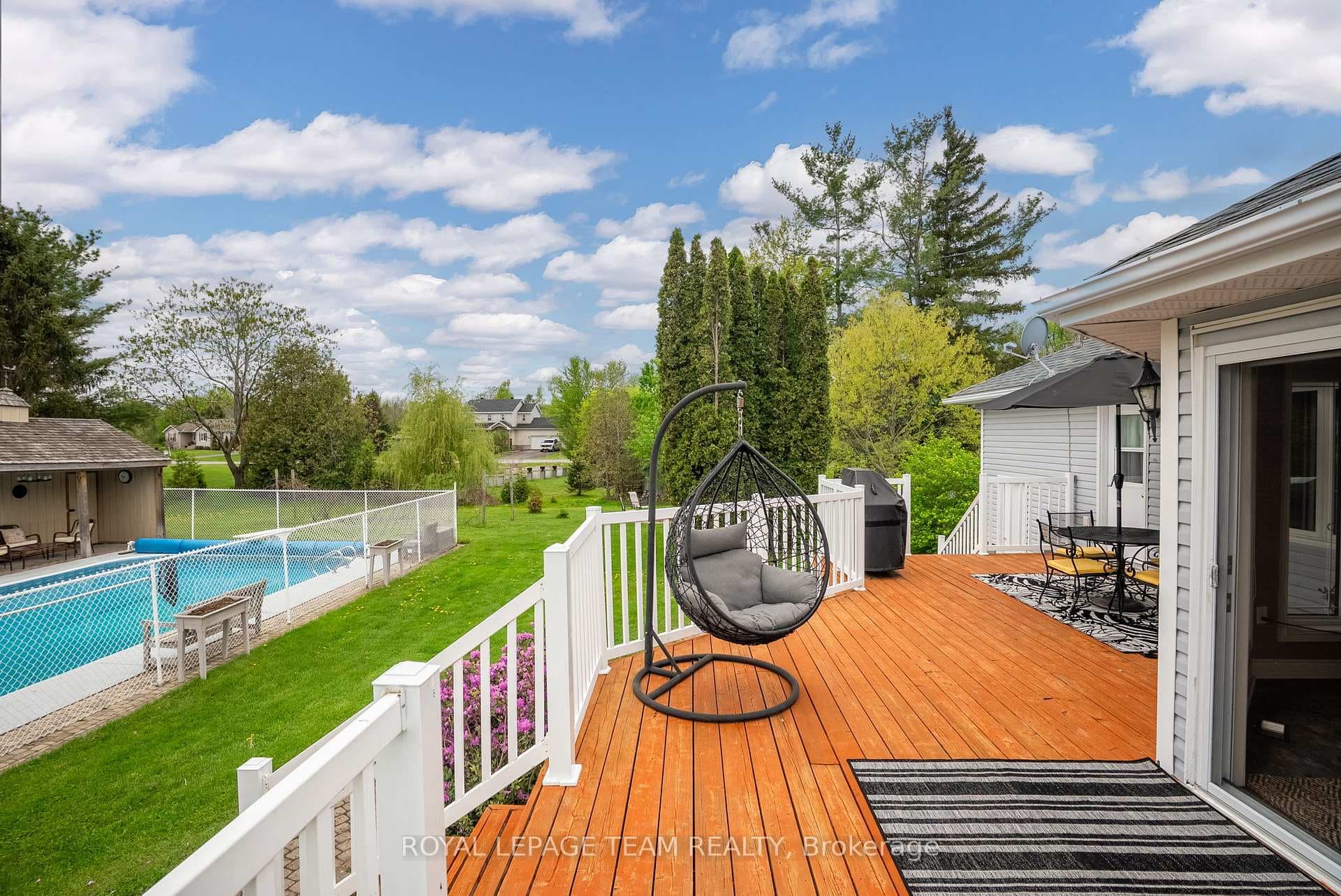 2370 River Road photo 34