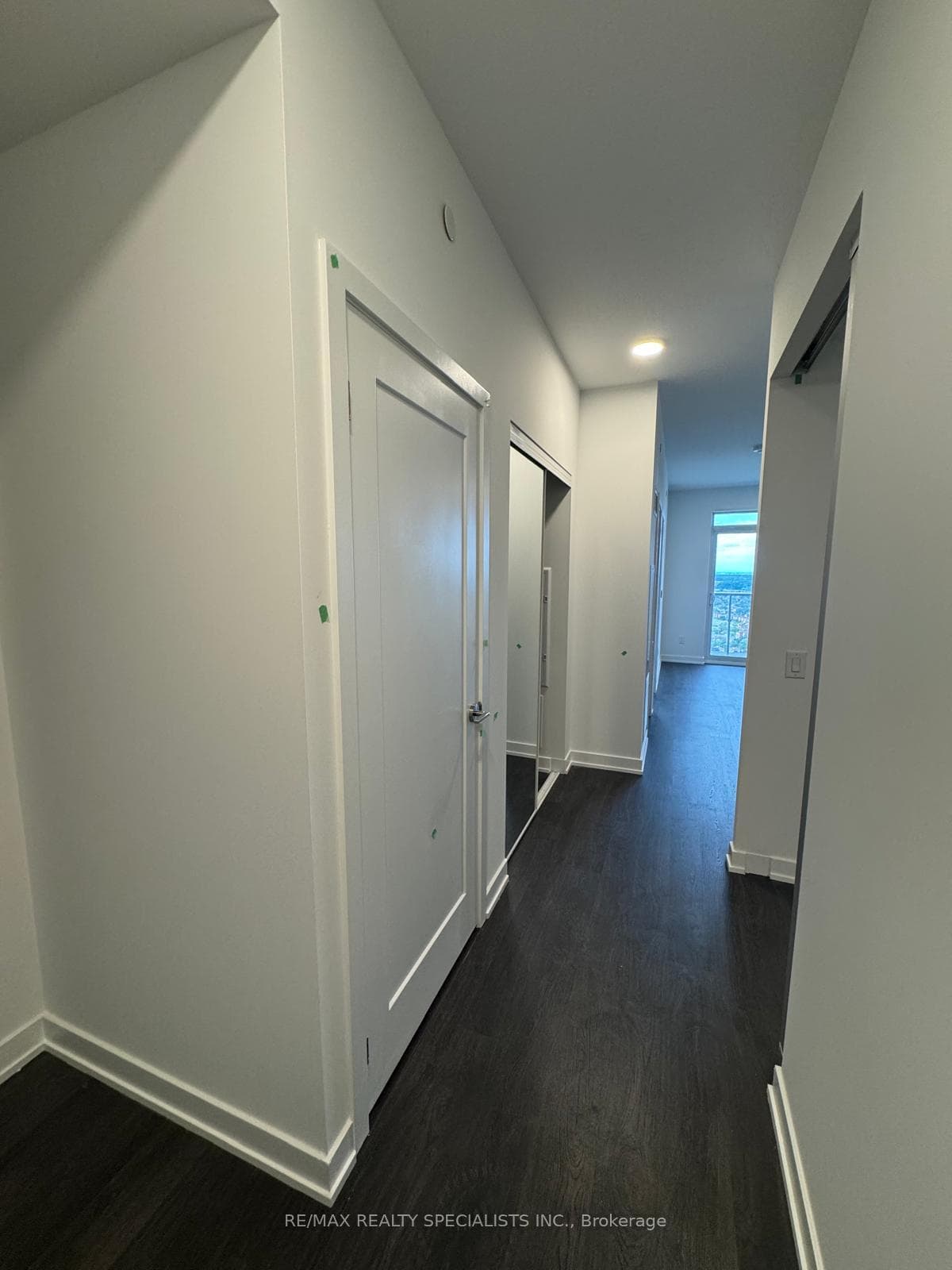 5105 Hurontario Street Unit 2406 photo 4