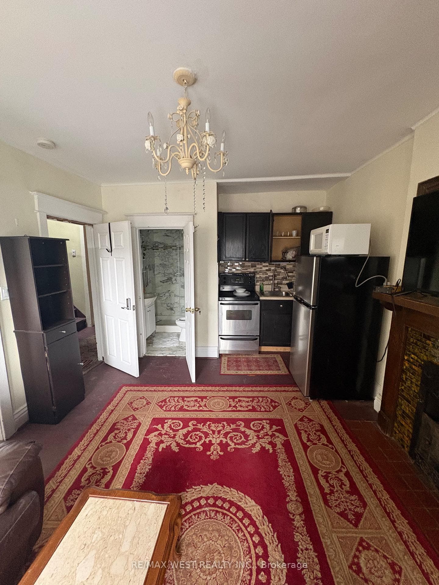 87 Medland Crescent Unit 1 photo 7