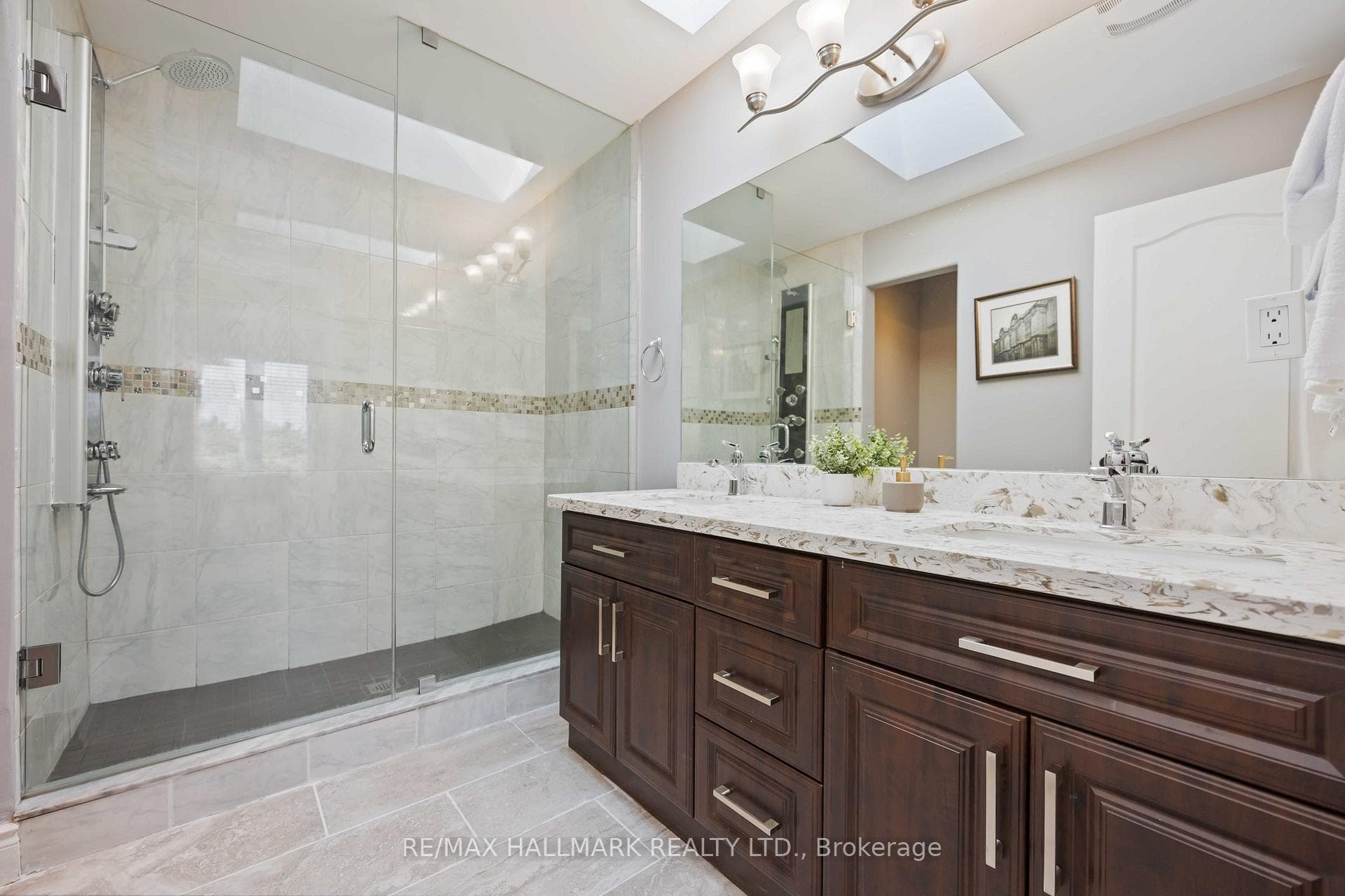Primary 4pc Ensuite