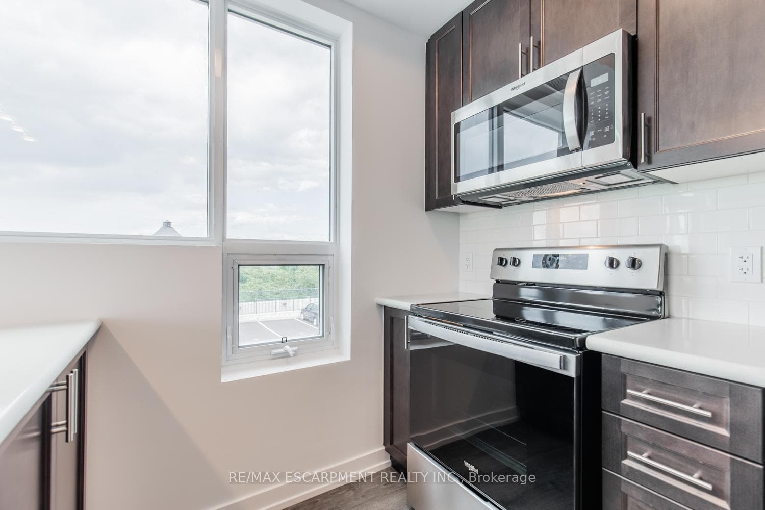 5055 Greenlane Road Unit 206 photo 10