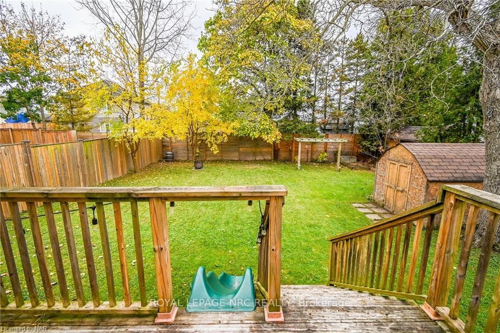 7069 WINDSOR Crescent photo 28