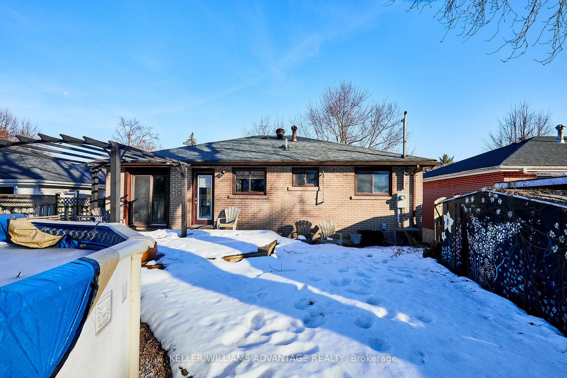 28 Sir Raymond Drive photo 26