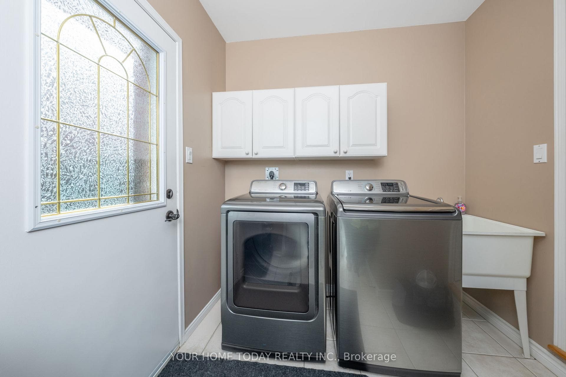 55 Harley Avenue photo 14