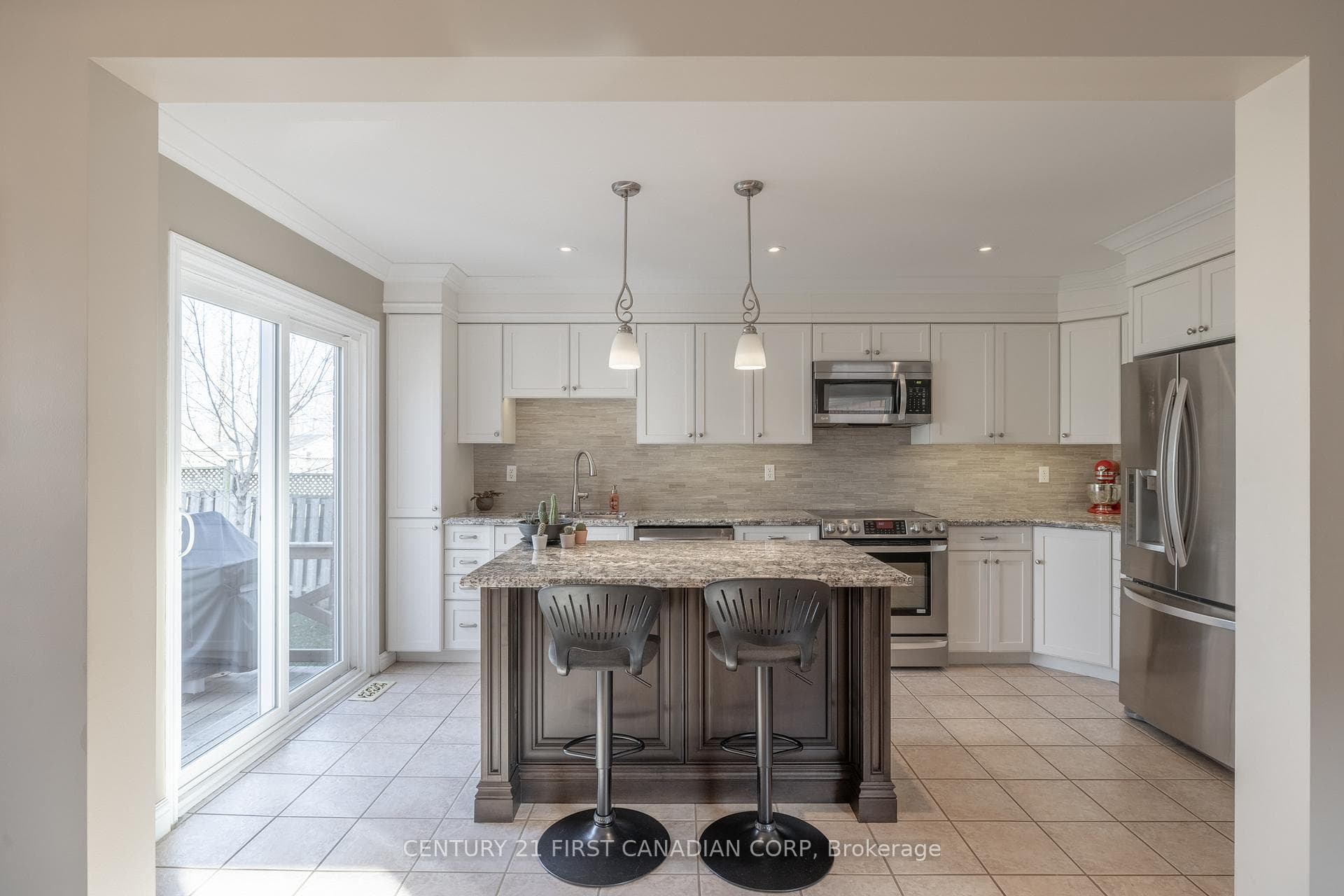 40 Prince Crescent photo 8